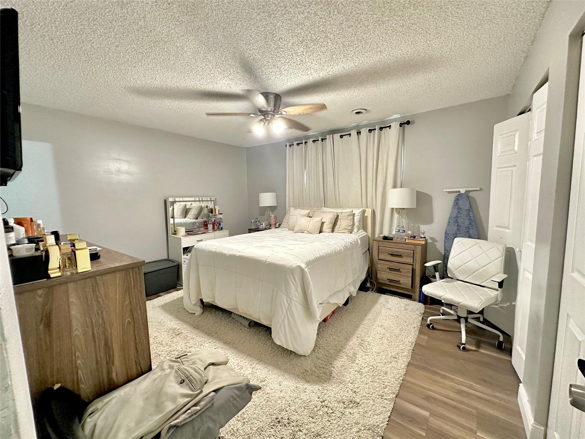 TOWNHOMES OF ORIOLE II - Residential