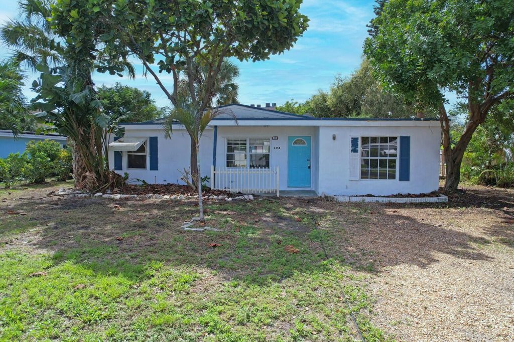 Photo of 2658 Lorraine Court, North Palm Beach, FL 33403 (MLS # R11076905)