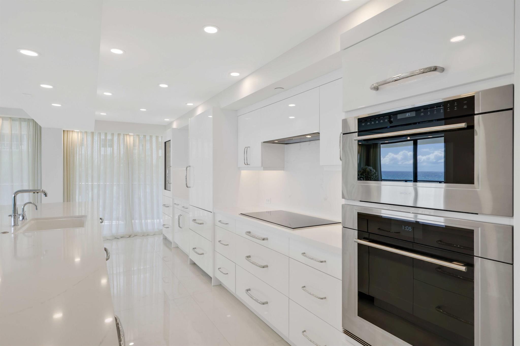 HALCYON OF PALM BEACH - Residential