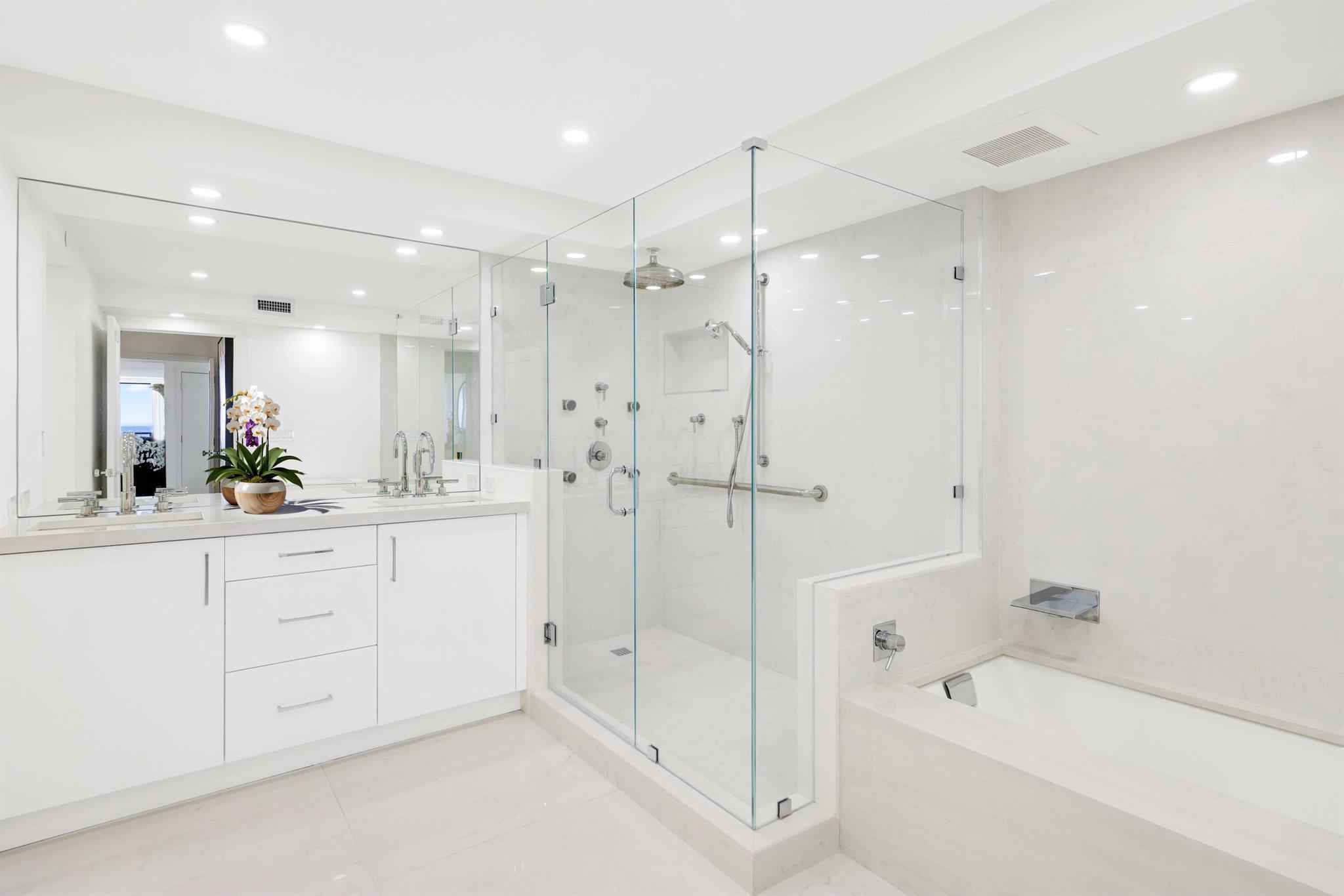 HALCYON OF PALM BEACH - Residential