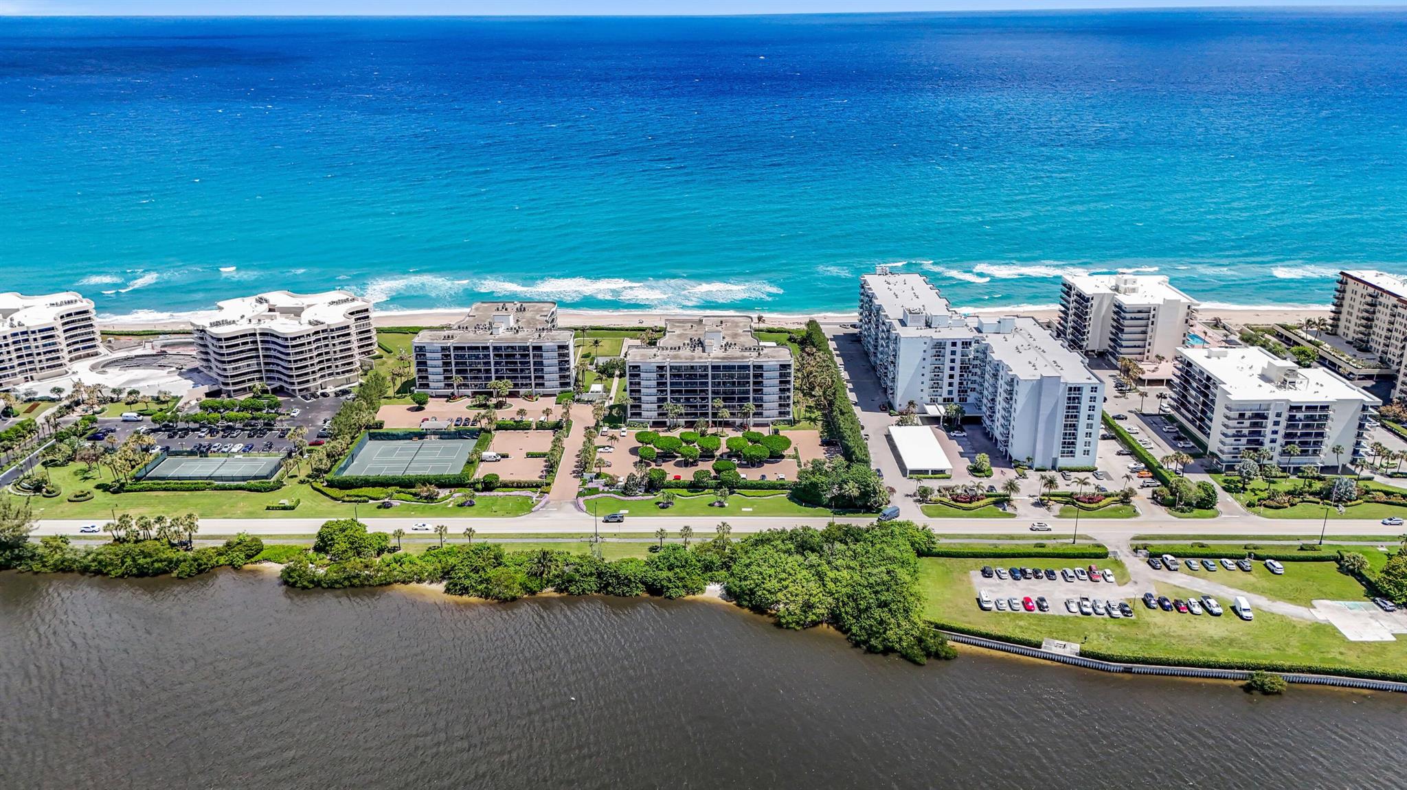 HALCYON OF PALM BEACH - Residential