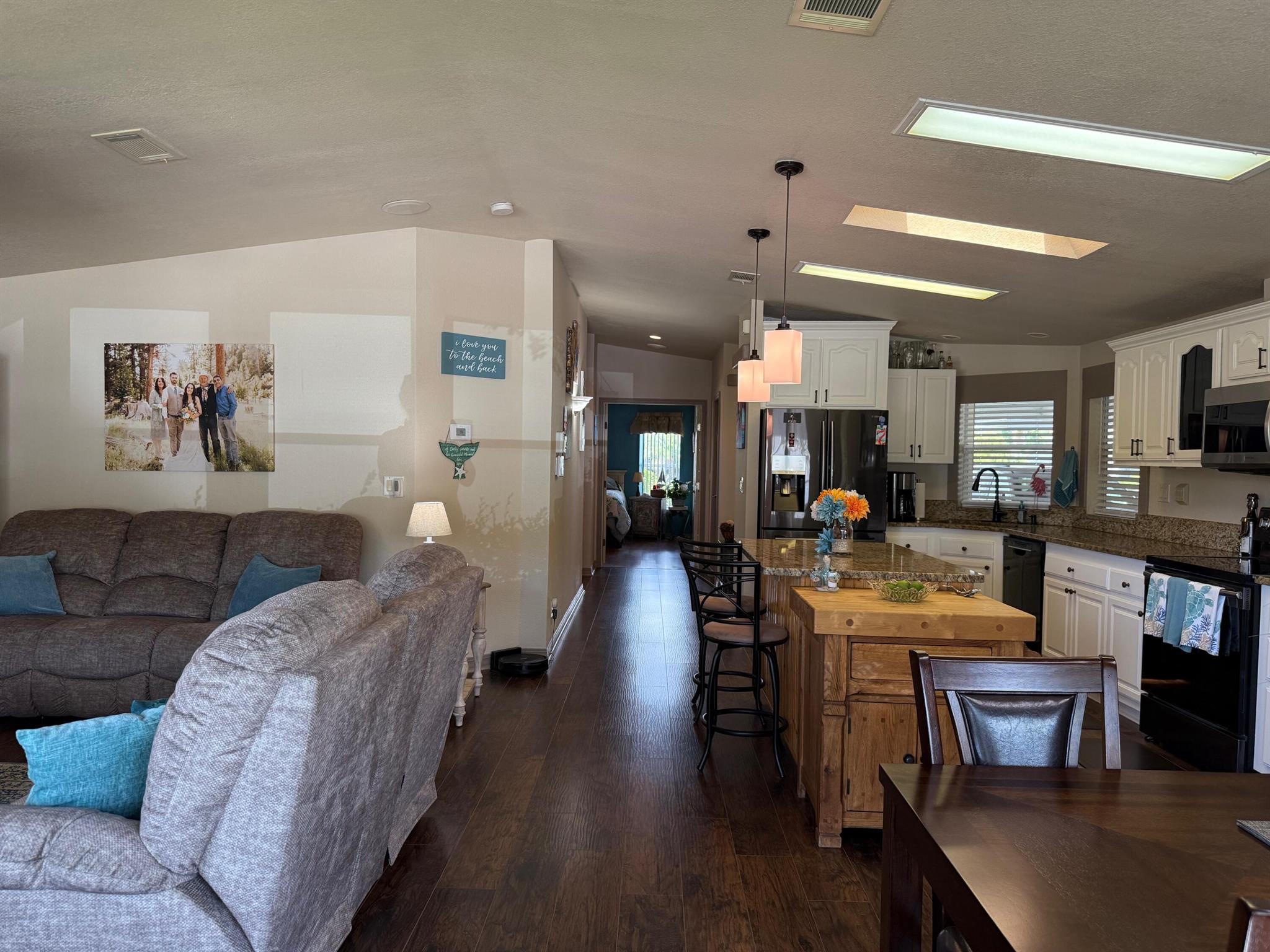 EAGLE'S RETREAT AT SAVANN - Residential