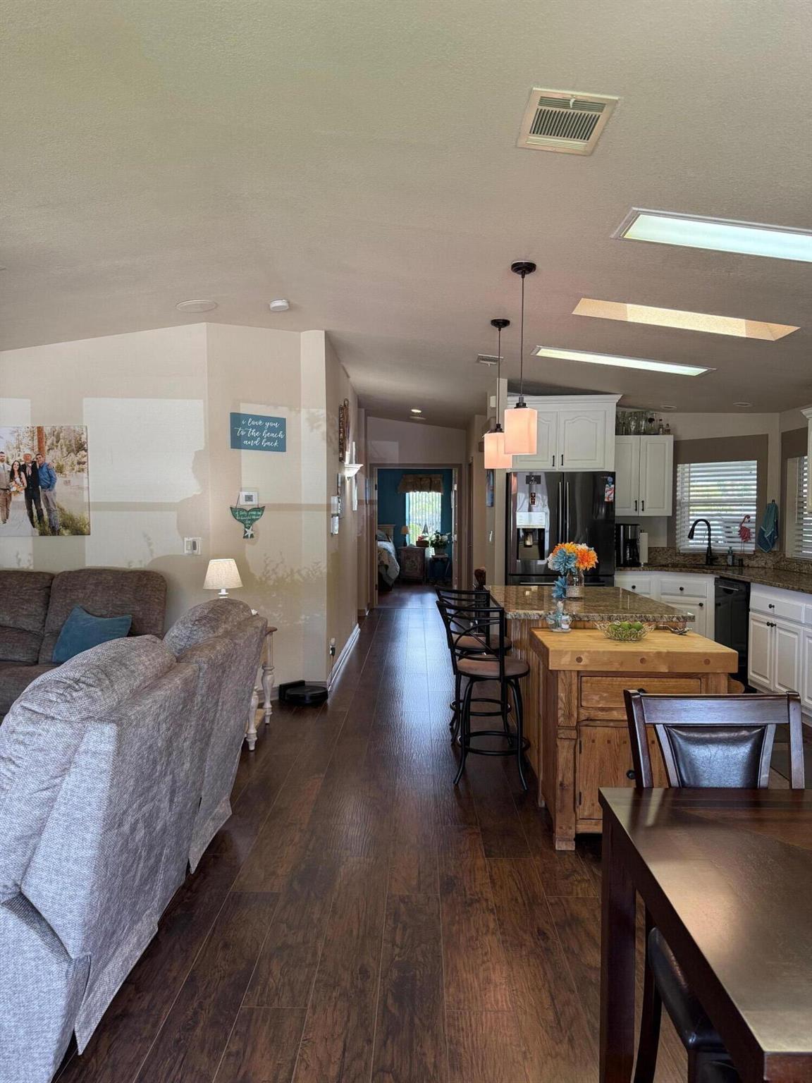 EAGLE'S RETREAT AT SAVANN - Residential