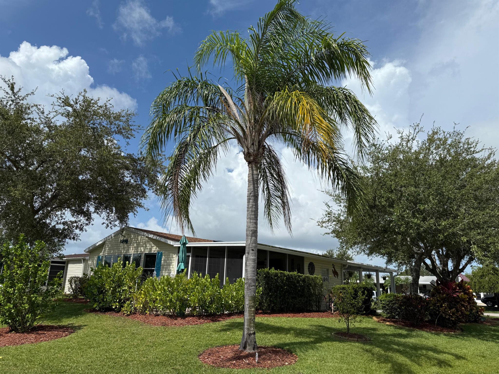 This corner lot home will not disappoint! Granite countertops, laminate & tile flooring with a great open floor plan! Roof 2021, new AC & newer water heater. Savanna Club is a resort like community offering many amenities. 3 pools, 2 clubhouses, 3 gyms & a recreational center.