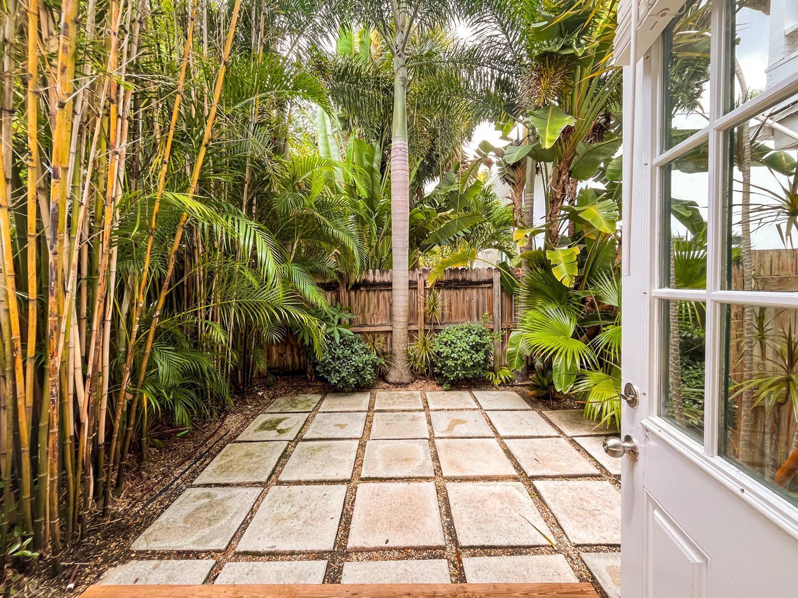 GRANDVIEW HEIGHTS - Residential Lease