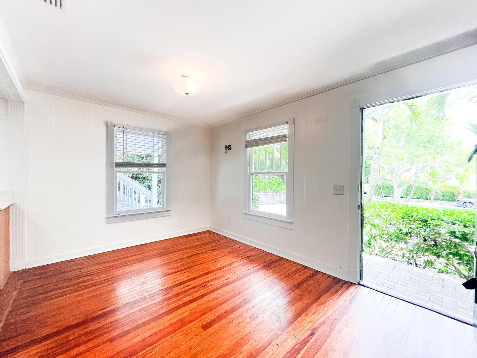 GRANDVIEW HEIGHTS - Residential Lease