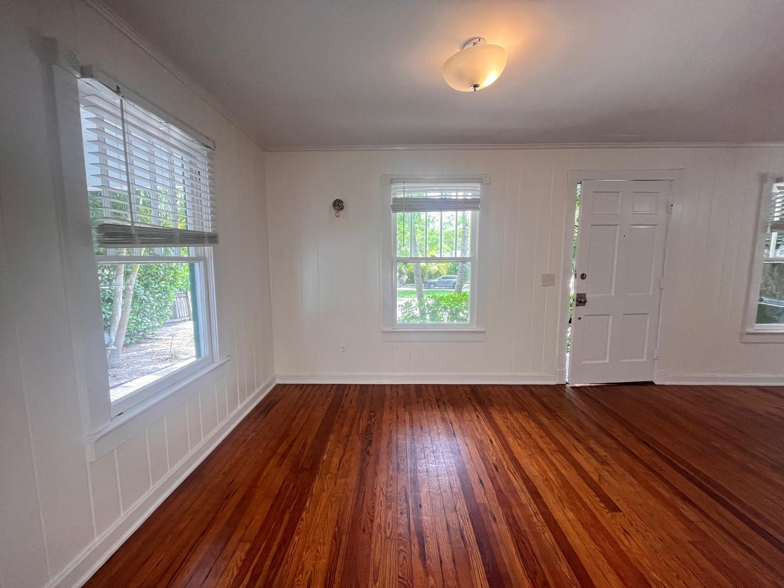 GRANDVIEW HEIGHTS - Residential Lease