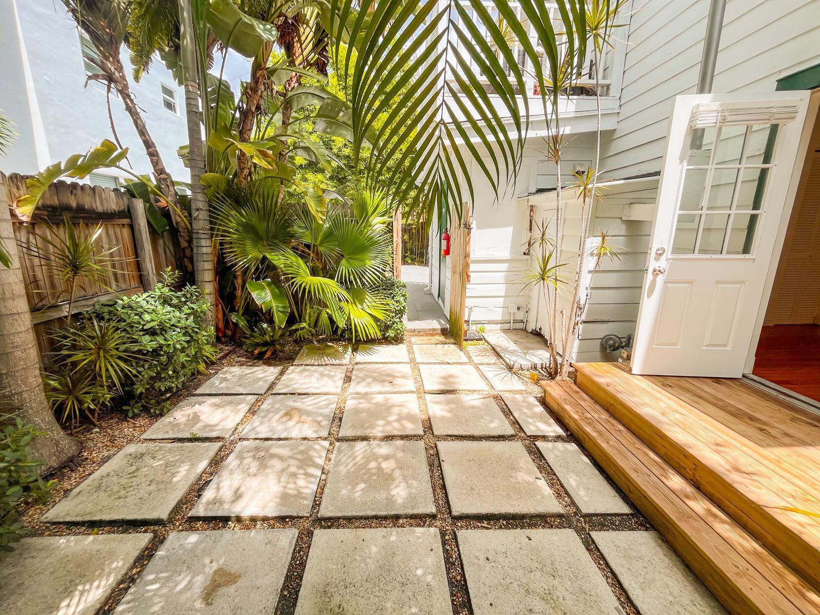 GRANDVIEW HEIGHTS - Residential Lease