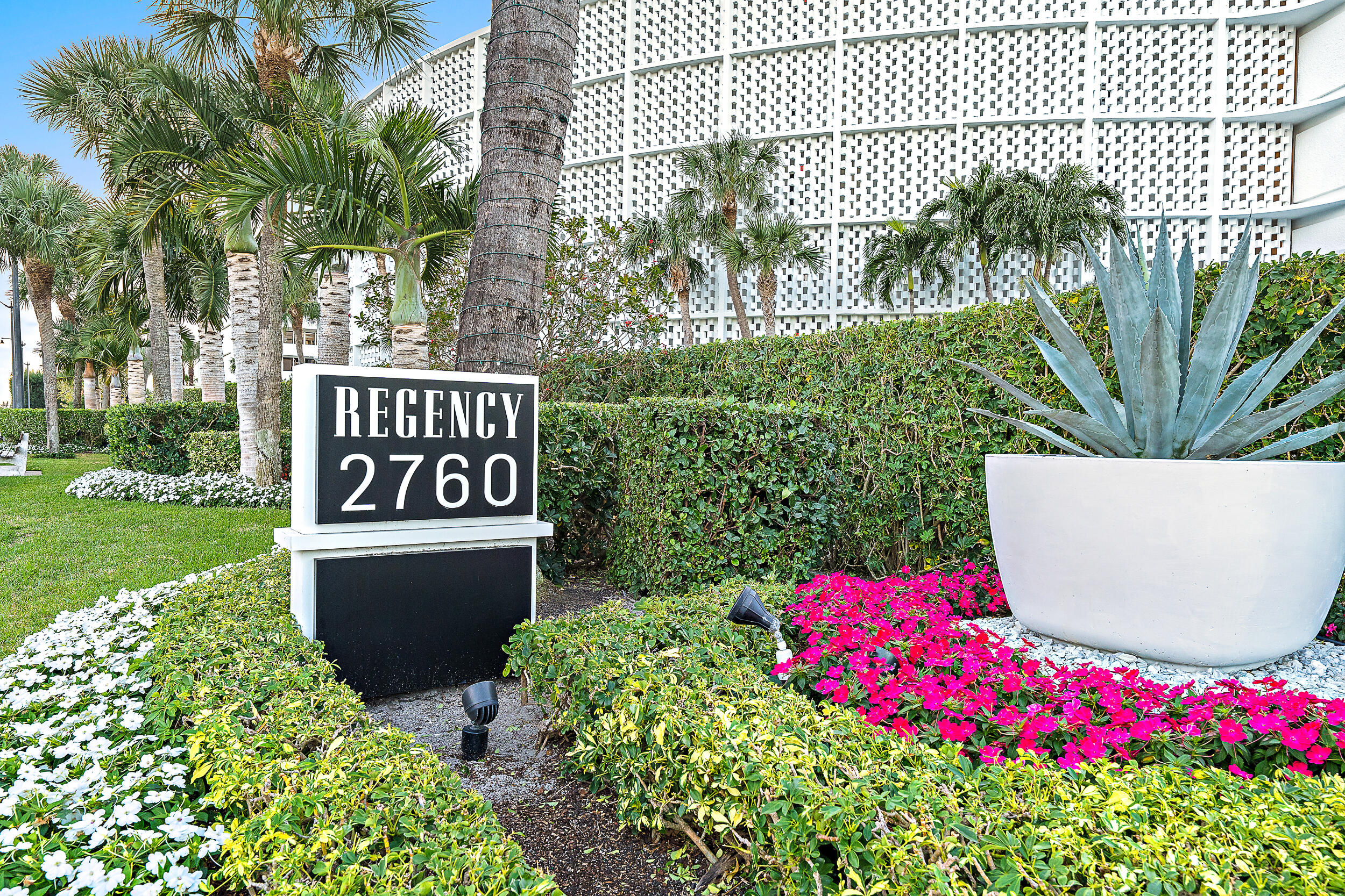 Regency Of Palm Beach - Residential
