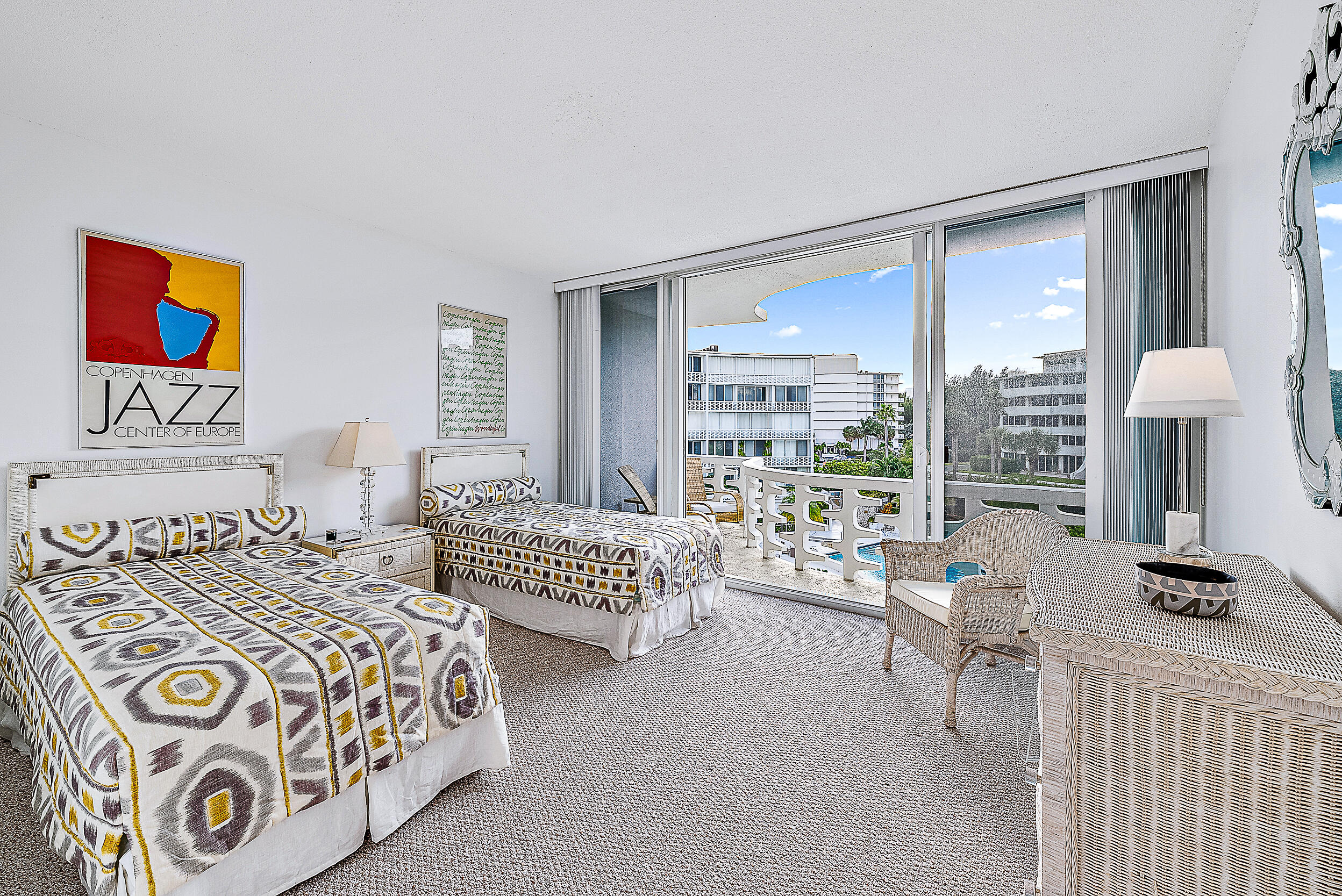 Regency Of Palm Beach - Residential