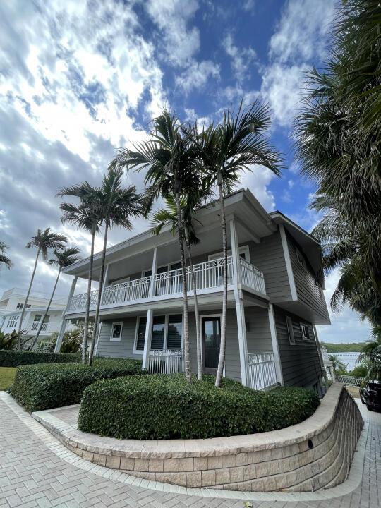 4000 S Ocean Boulevard