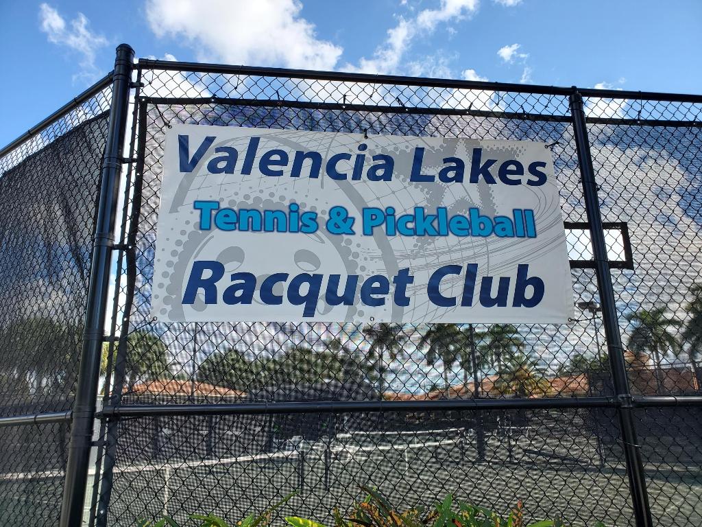 VALENCIA LAKES - Residential