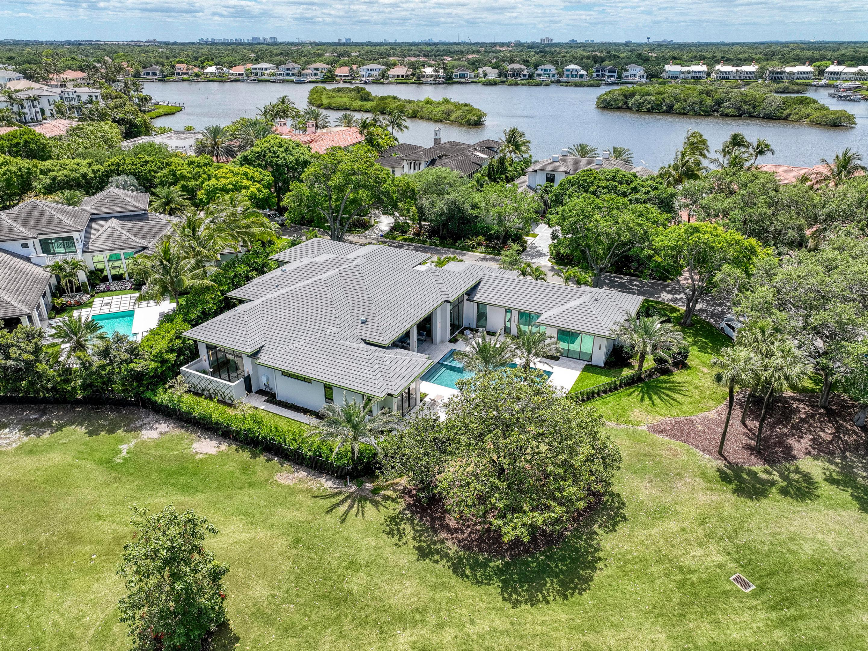 Admirals Cove - Residential