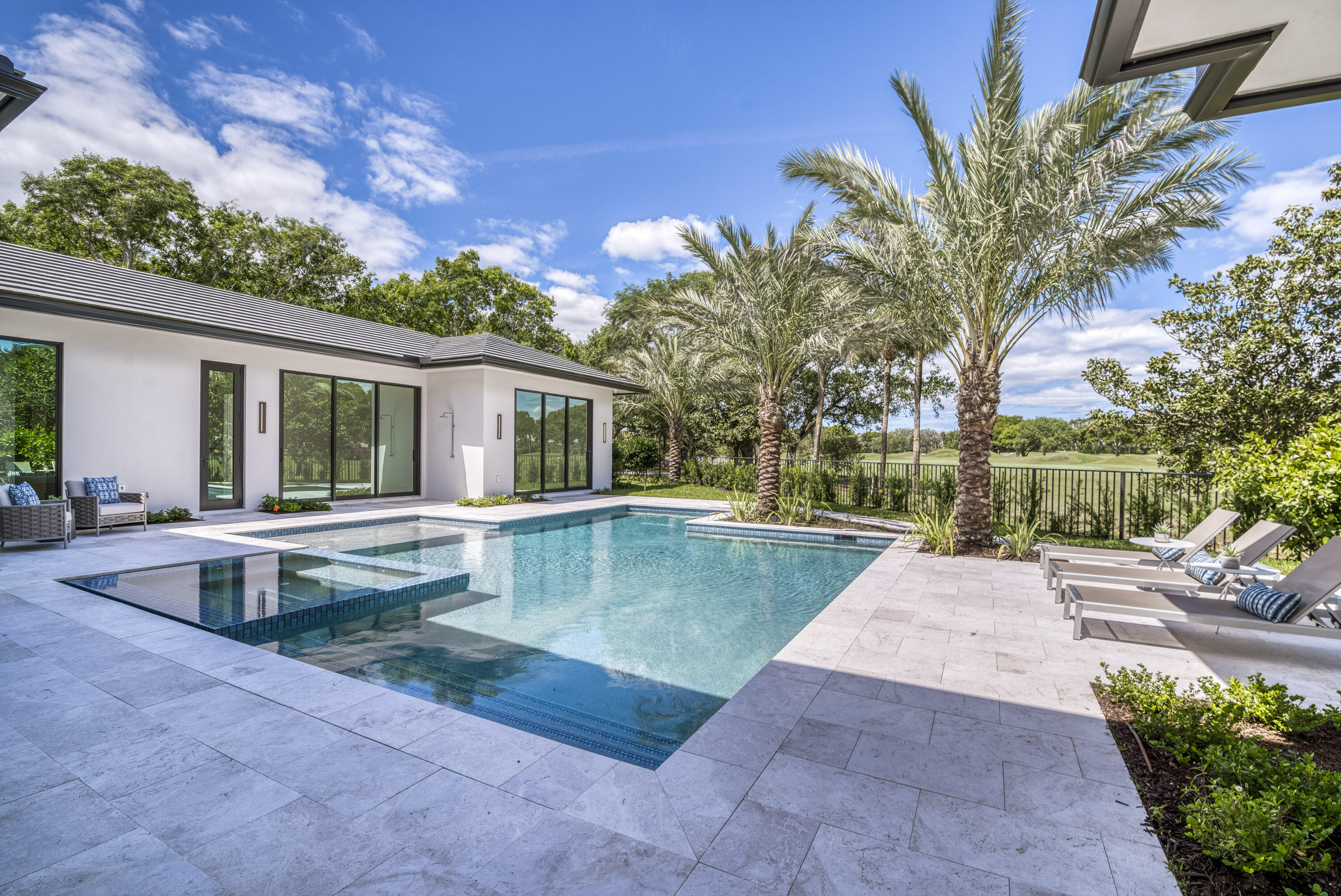 Admirals Cove - Residential