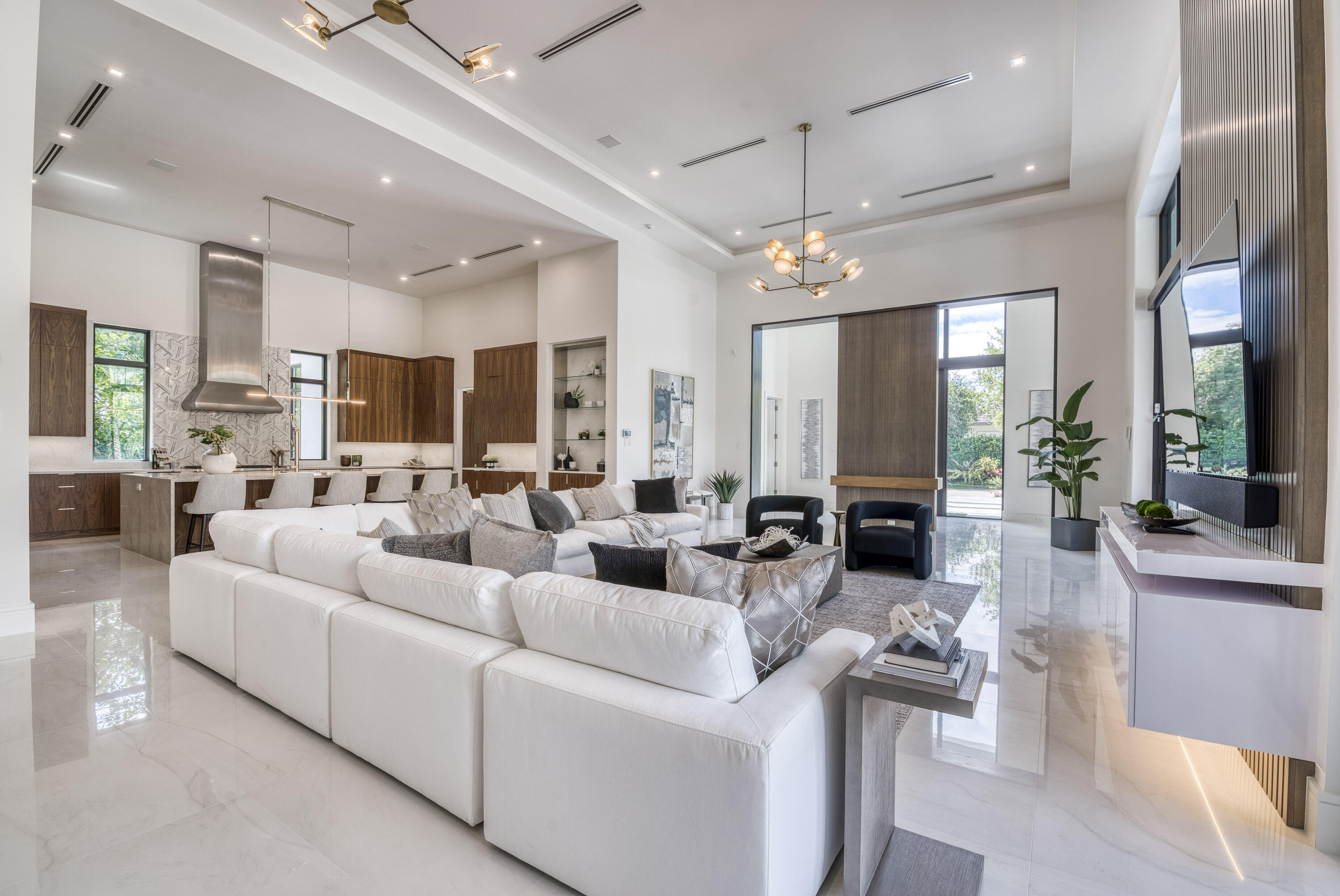 Admirals Cove - Residential