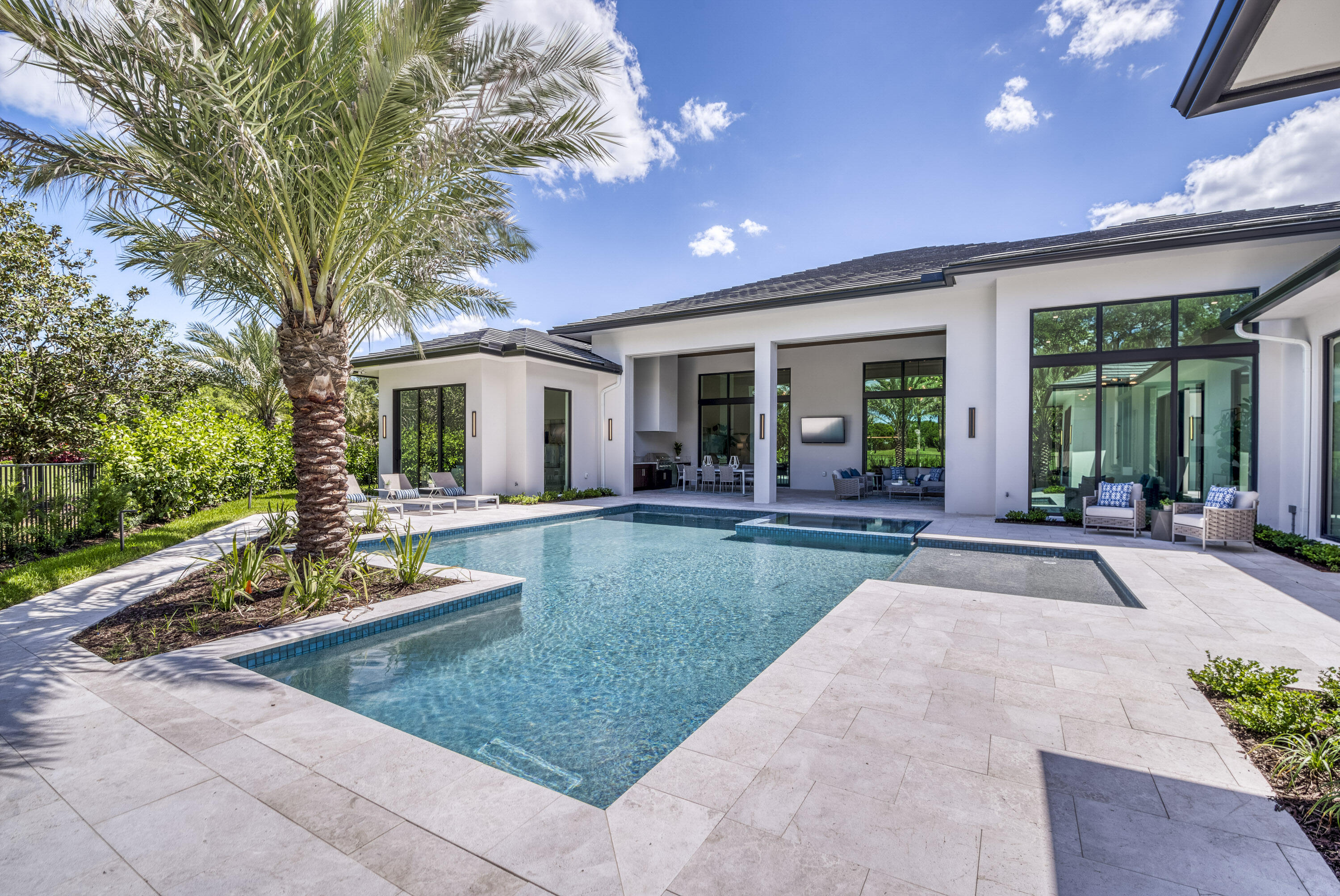 Admirals Cove - Residential