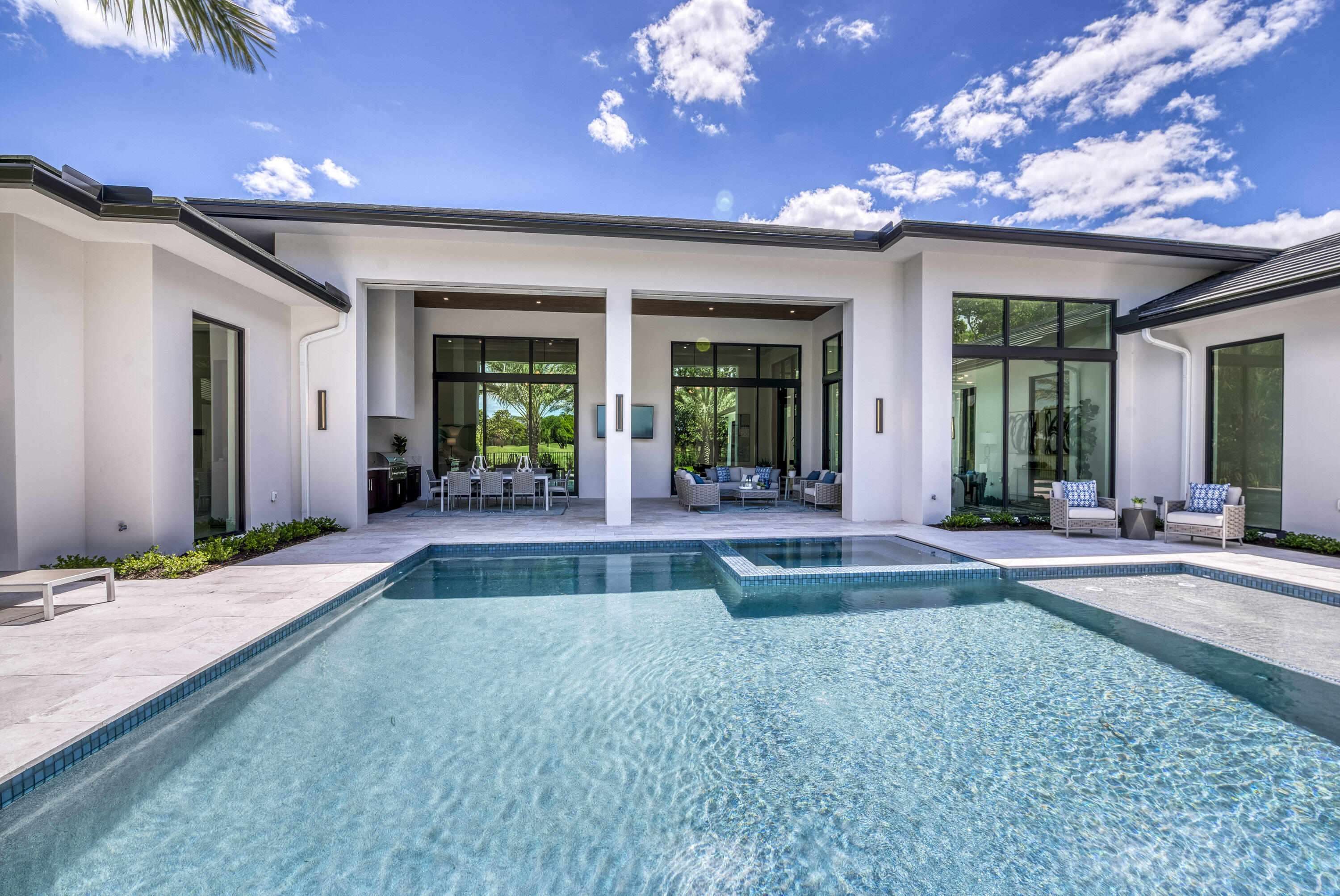 Admirals Cove - Residential