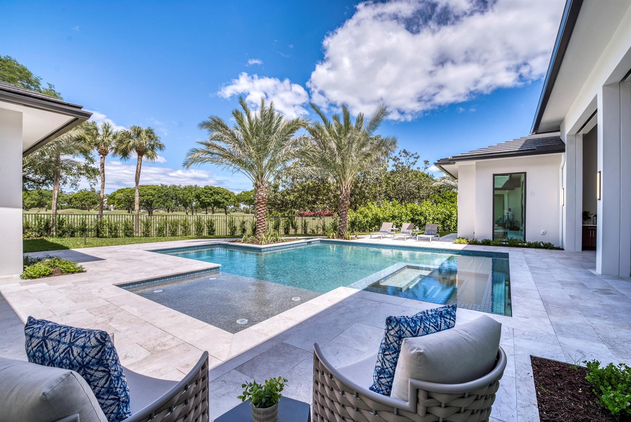 Admirals Cove - Residential