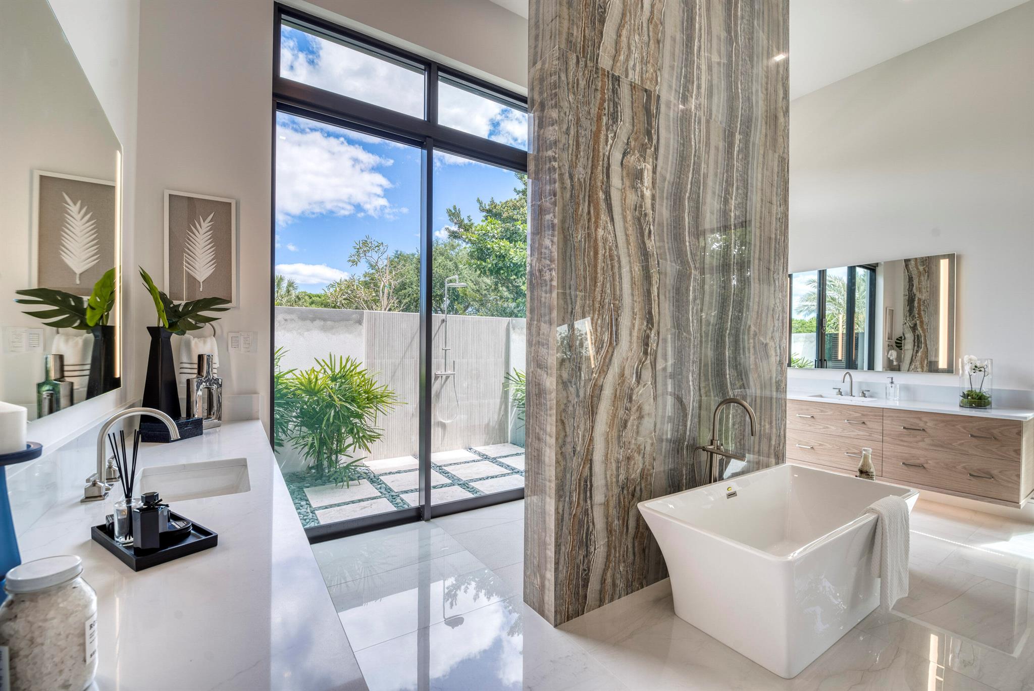 Admirals Cove - Residential