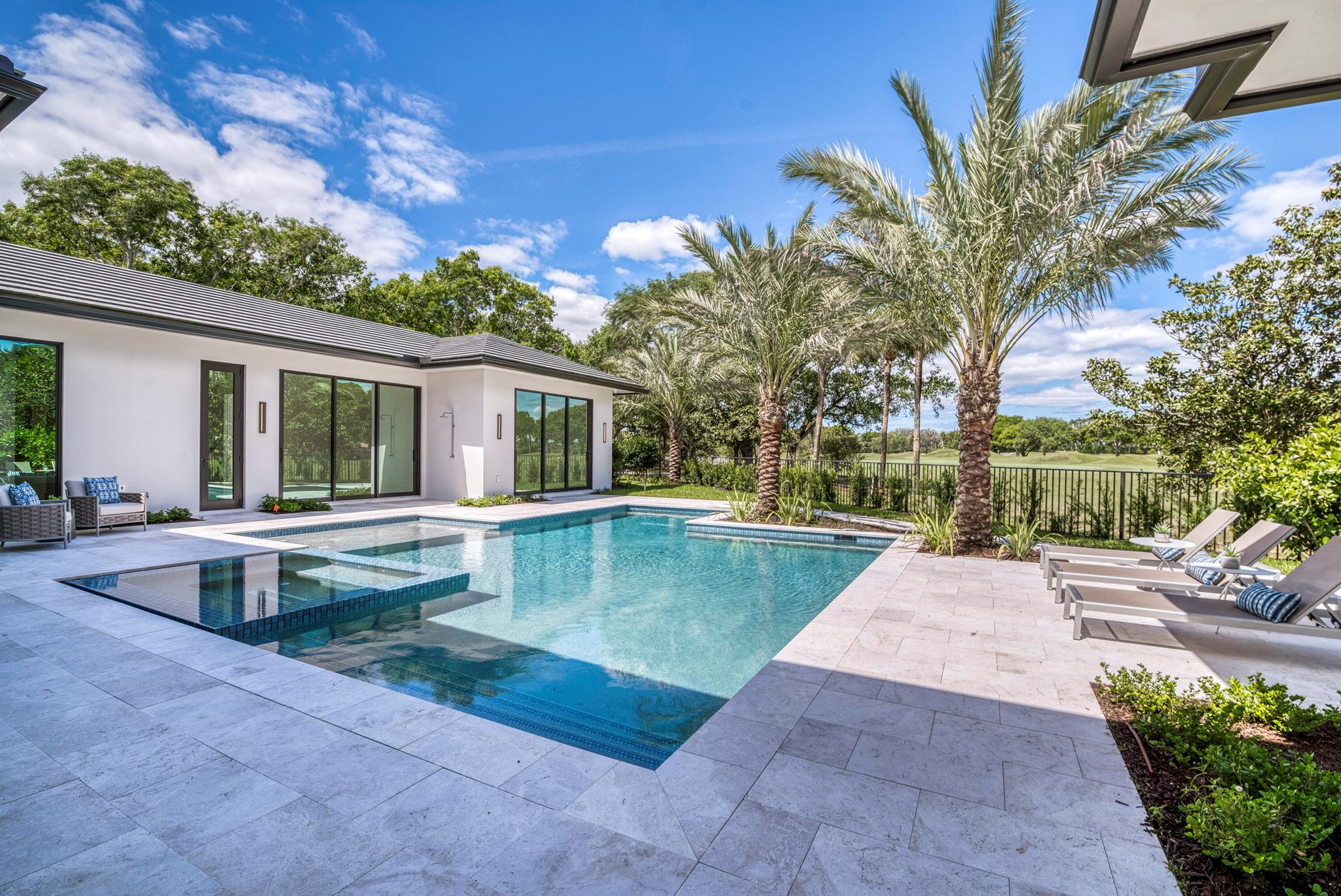 Admirals Cove - Residential