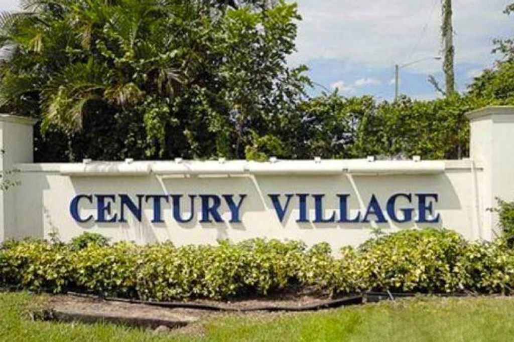 Photo of 85 Northampton, West Palm Beach, FL 33417 (MLS # F10549294)