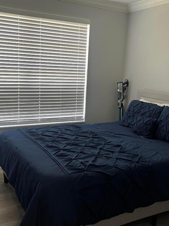 FRENCH QUARTER CONDOMINIUM - Residential Lease