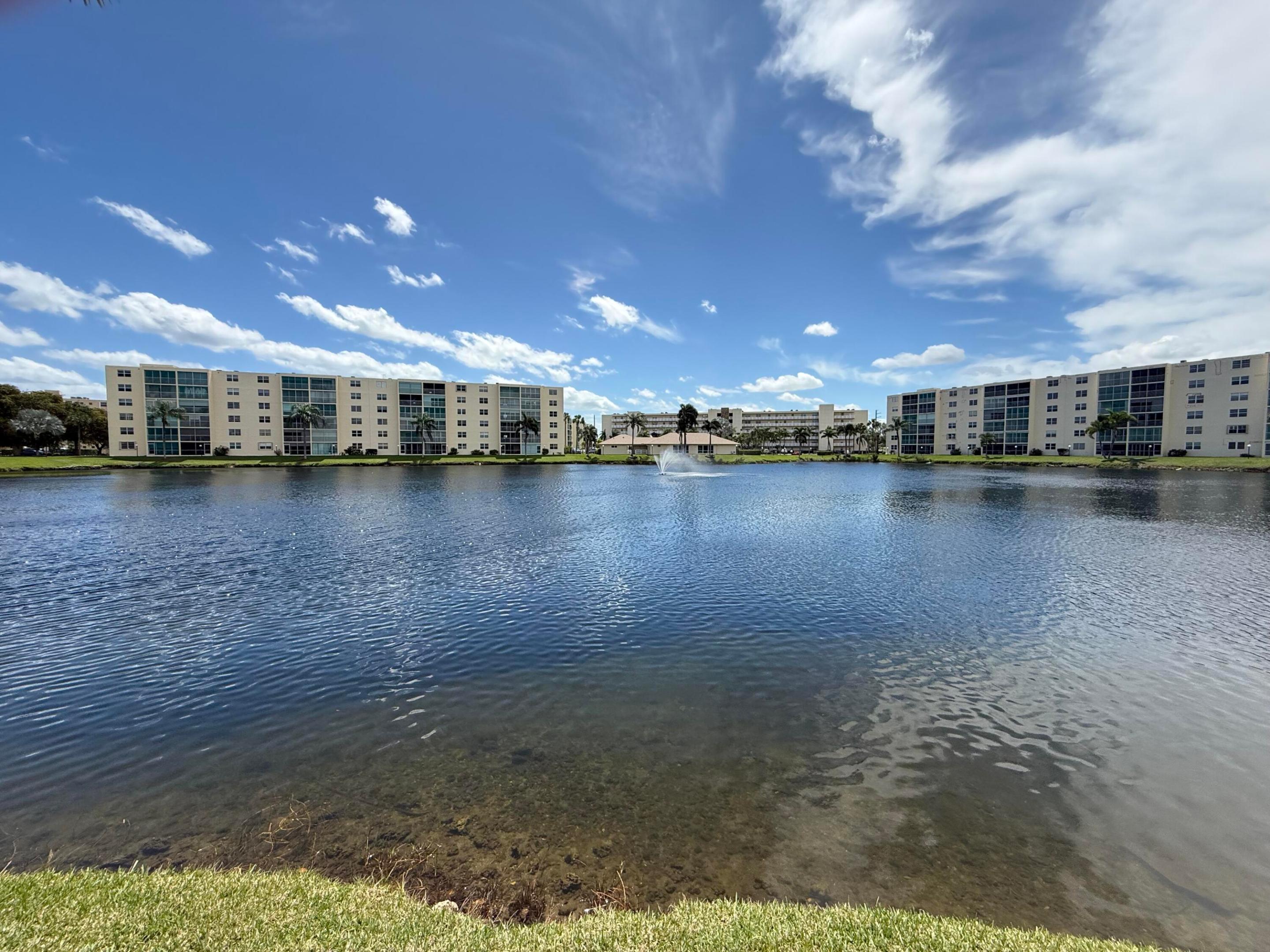 MEADOWBROOK LAKES VIEW CONDO - Residential Lease