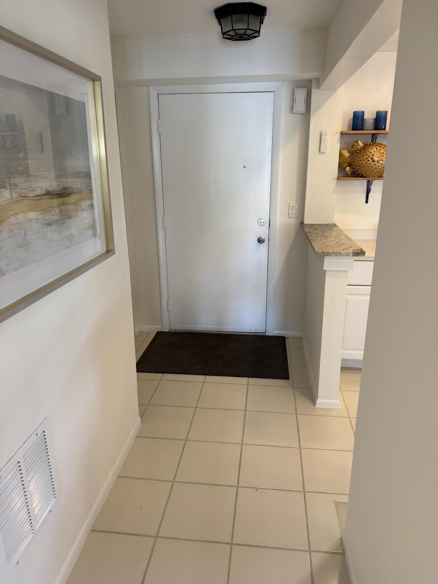 MEADOWBROOK LAKES VIEW CONDO - Residential Lease