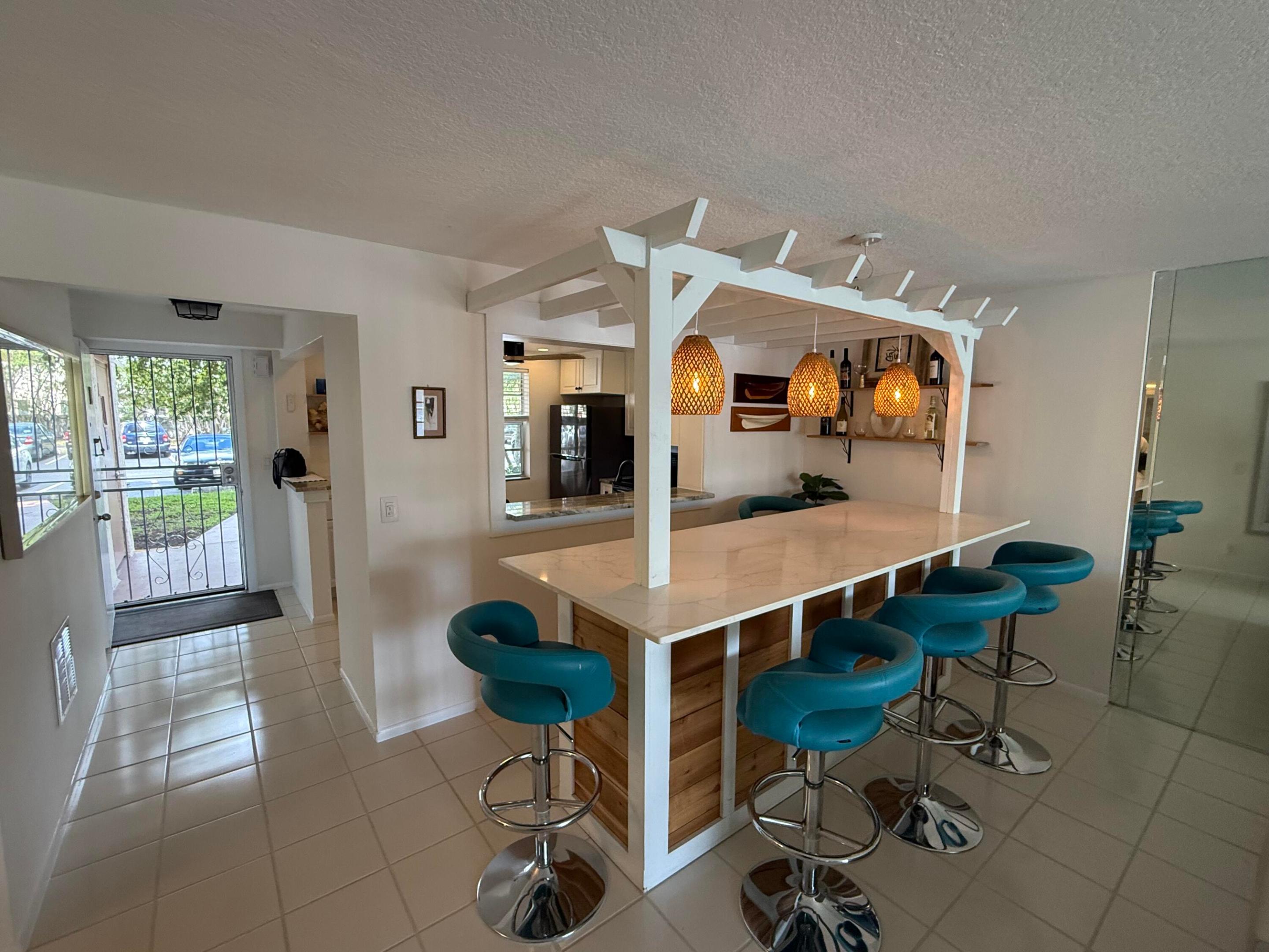 MEADOWBROOK LAKES VIEW CONDO - Residential Lease