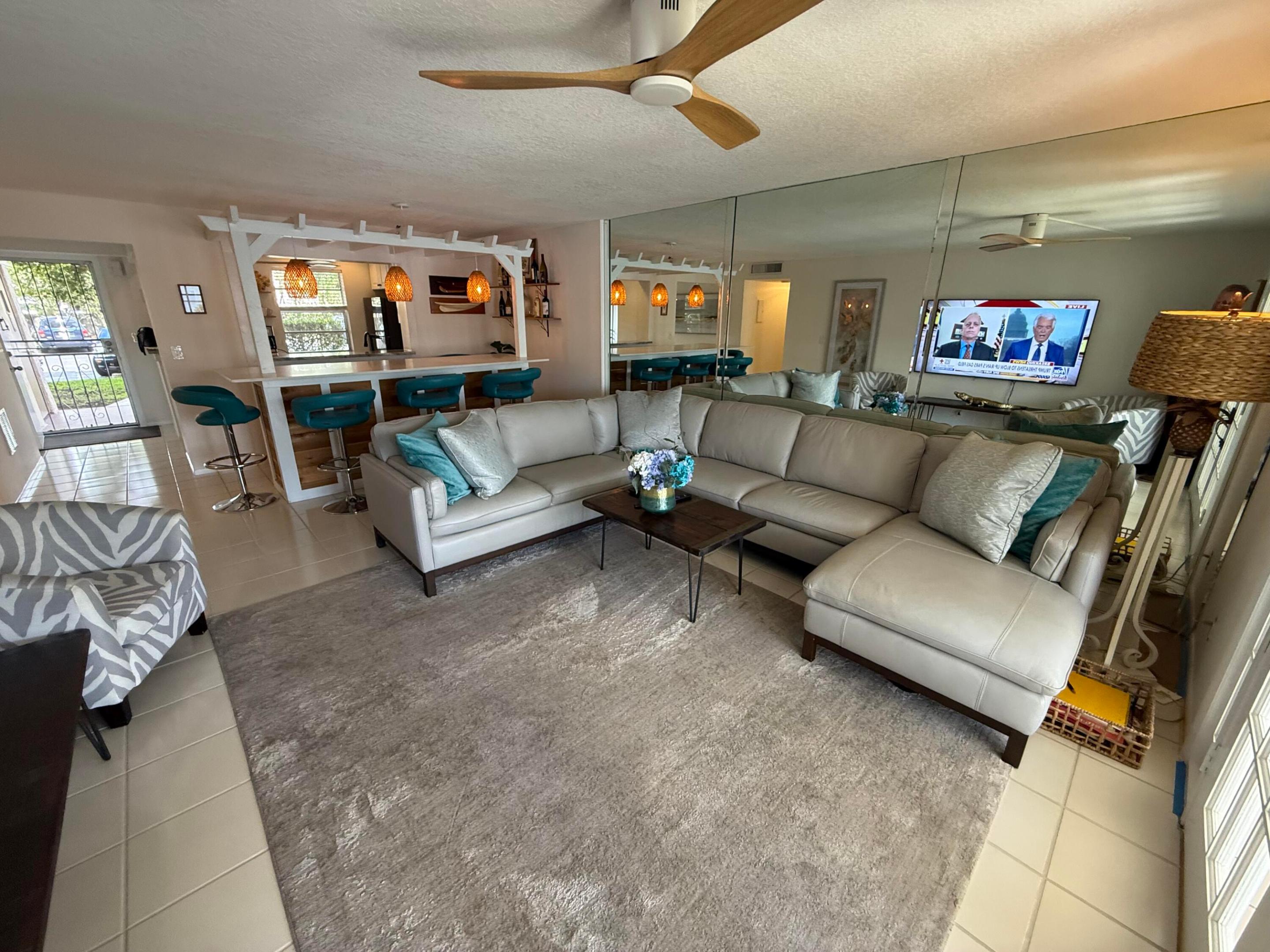 MEADOWBROOK LAKES VIEW CONDO - Residential Lease