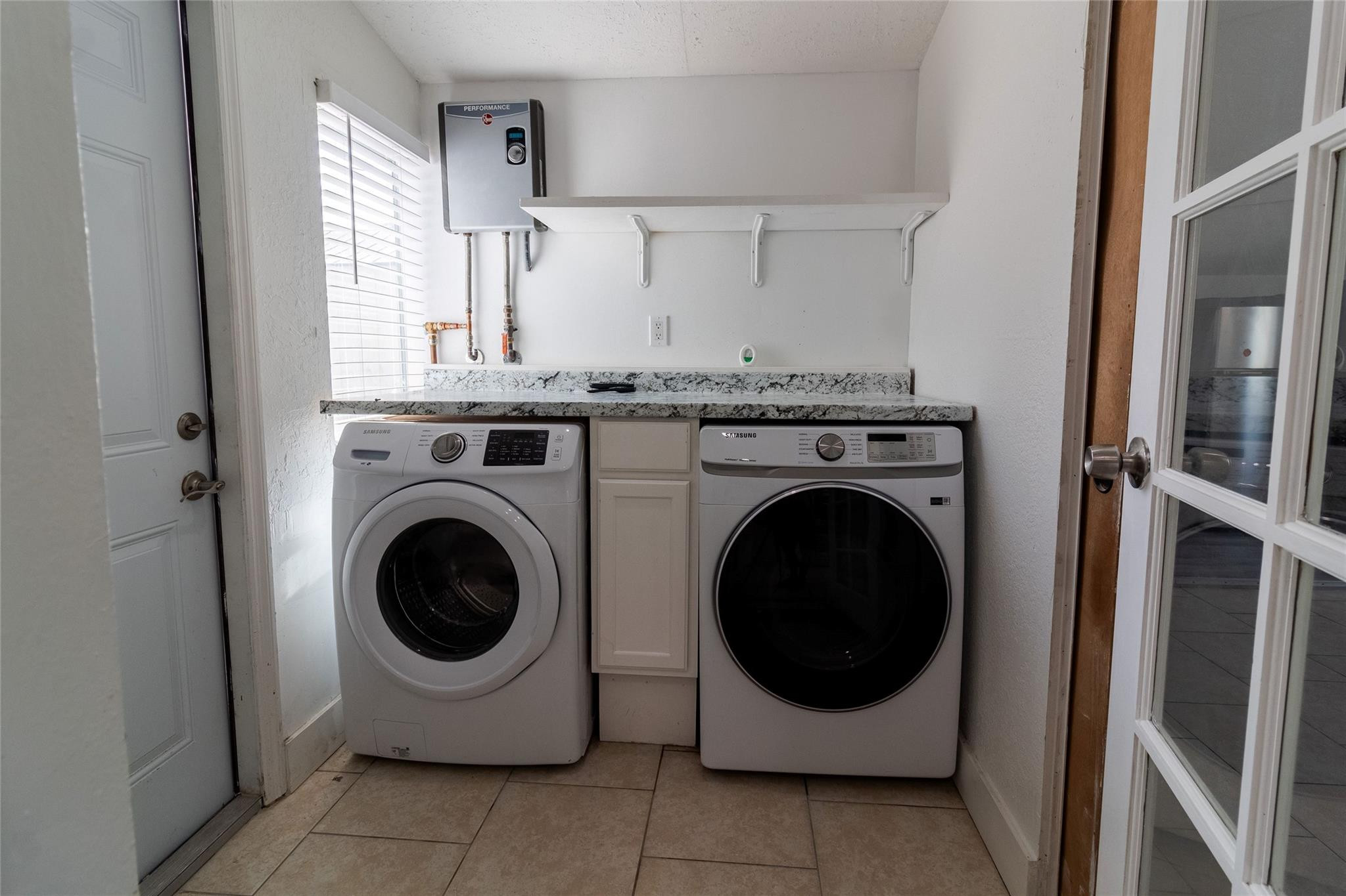 Fleetwood Manor Second Ad - Residential