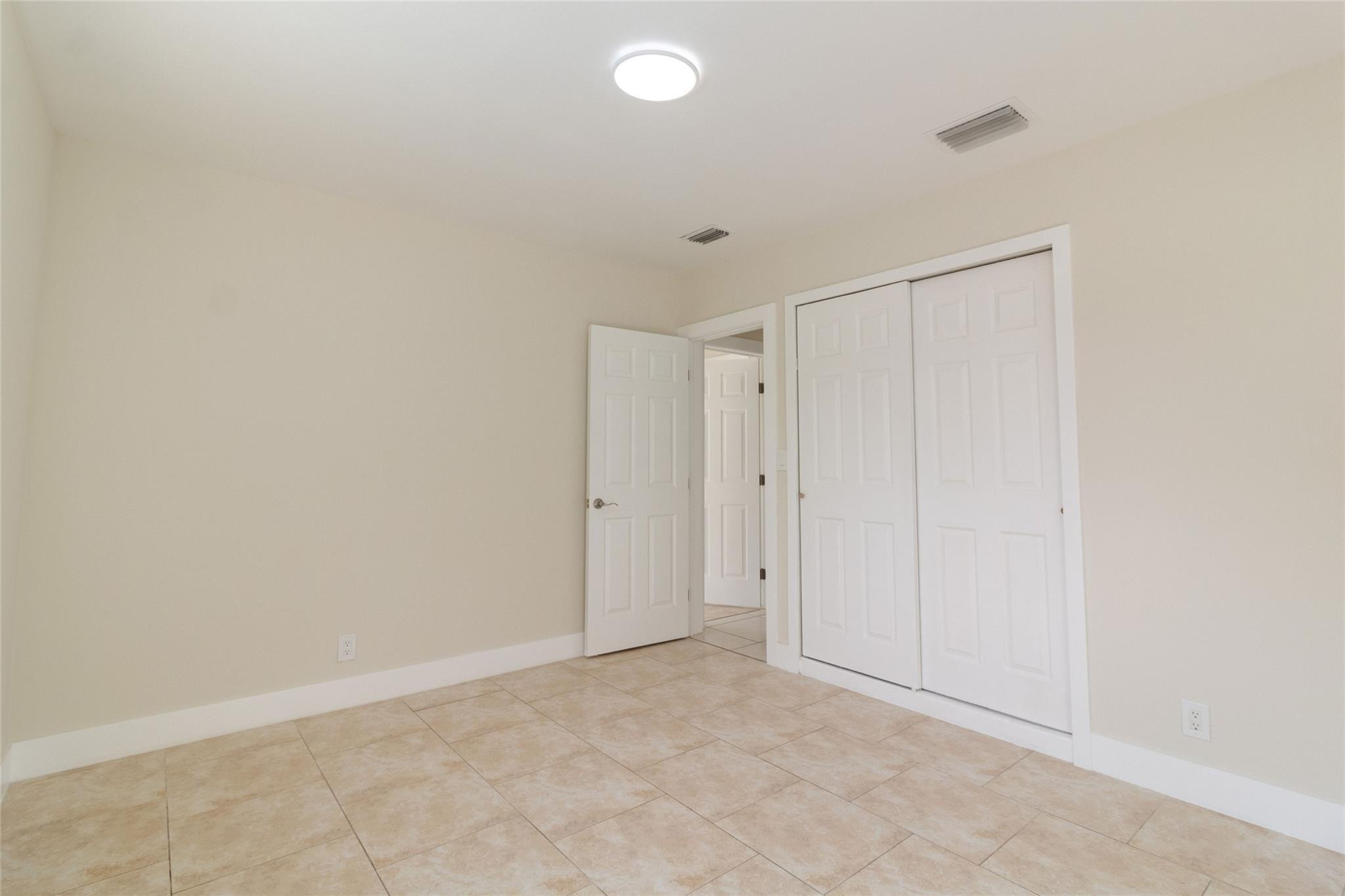 Fleetwood Manor Second Ad - Residential