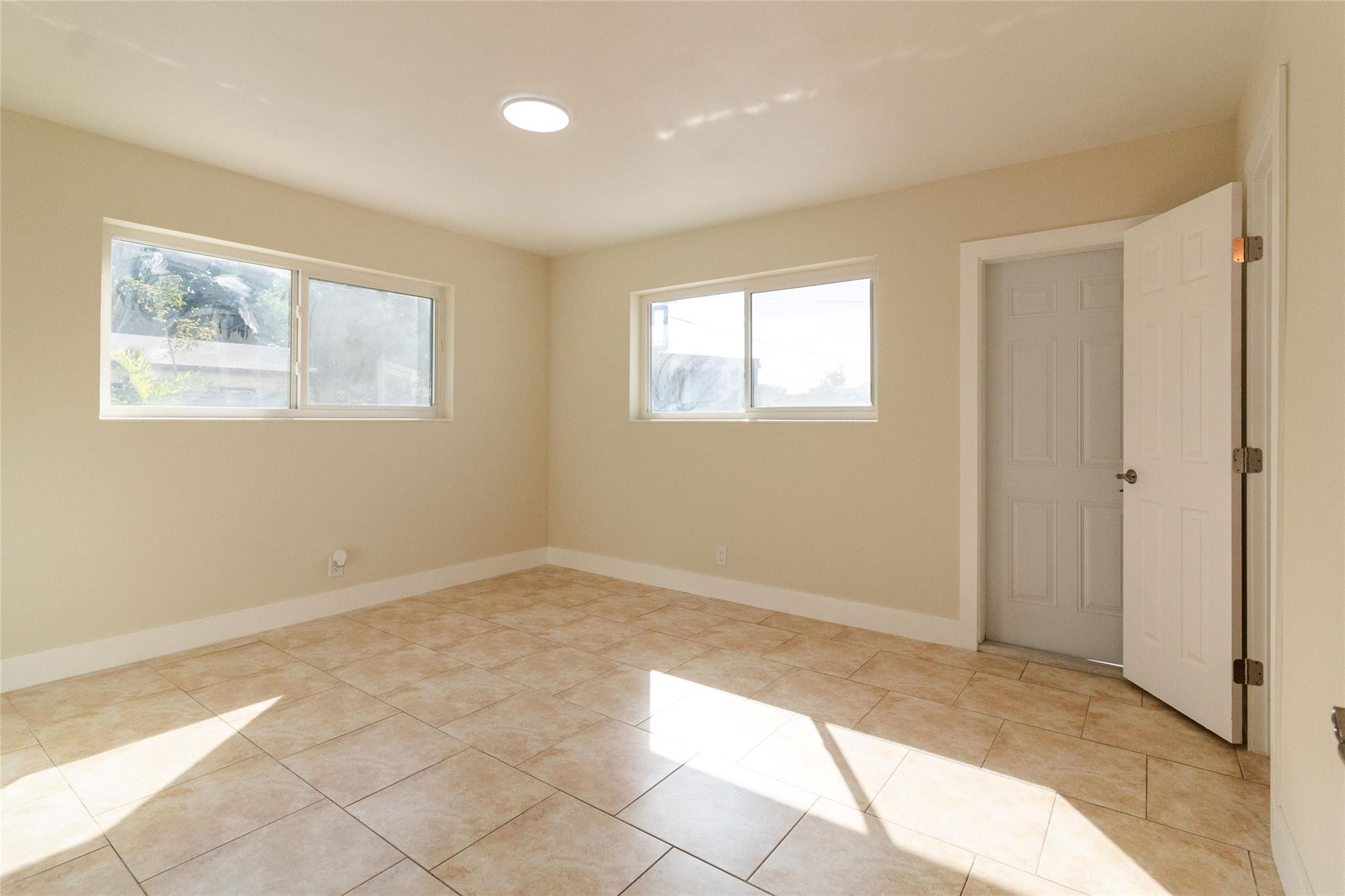 Fleetwood Manor Second Ad - Residential