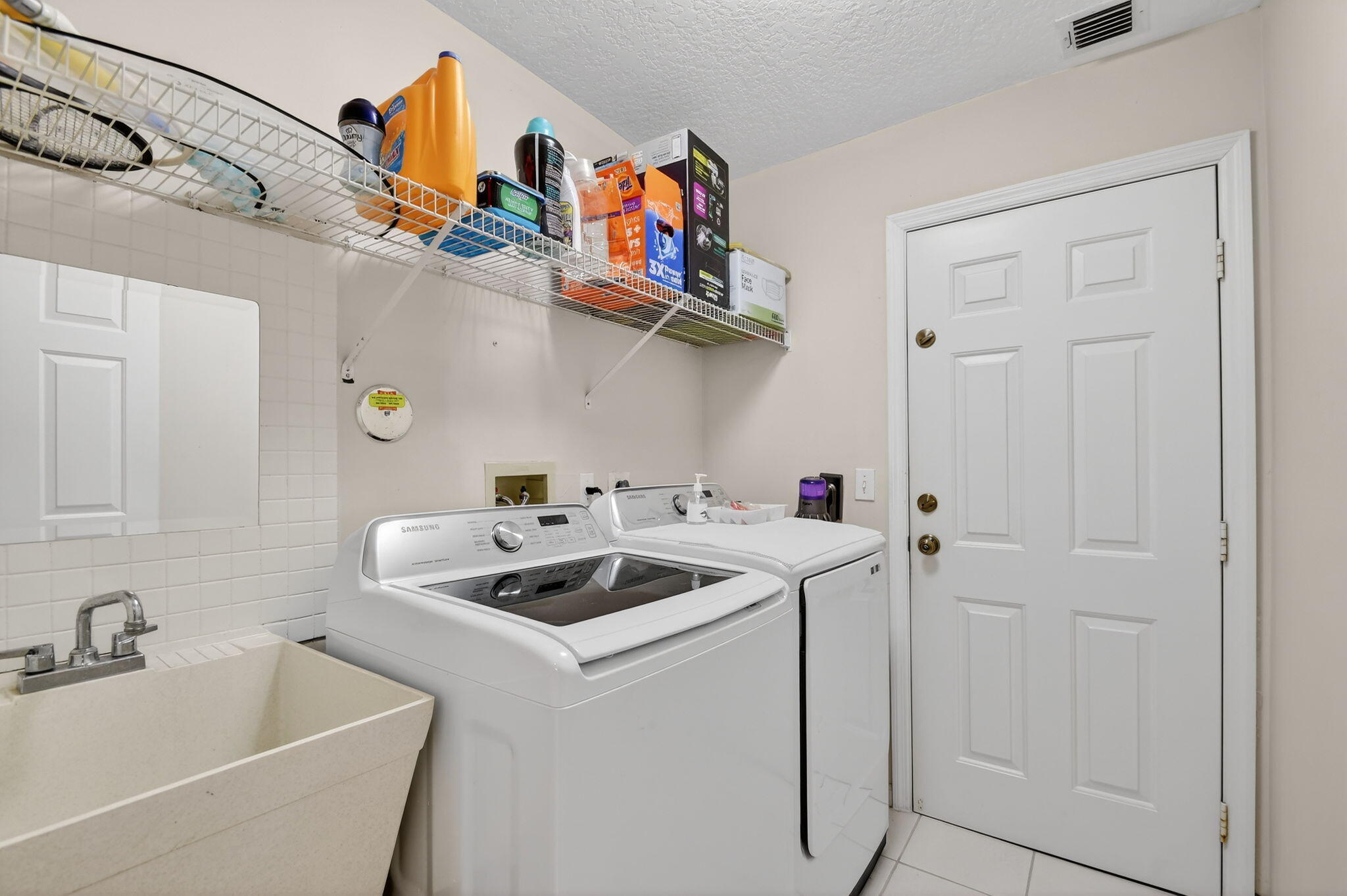 STONEGATE OF WELLINGTON - Residential