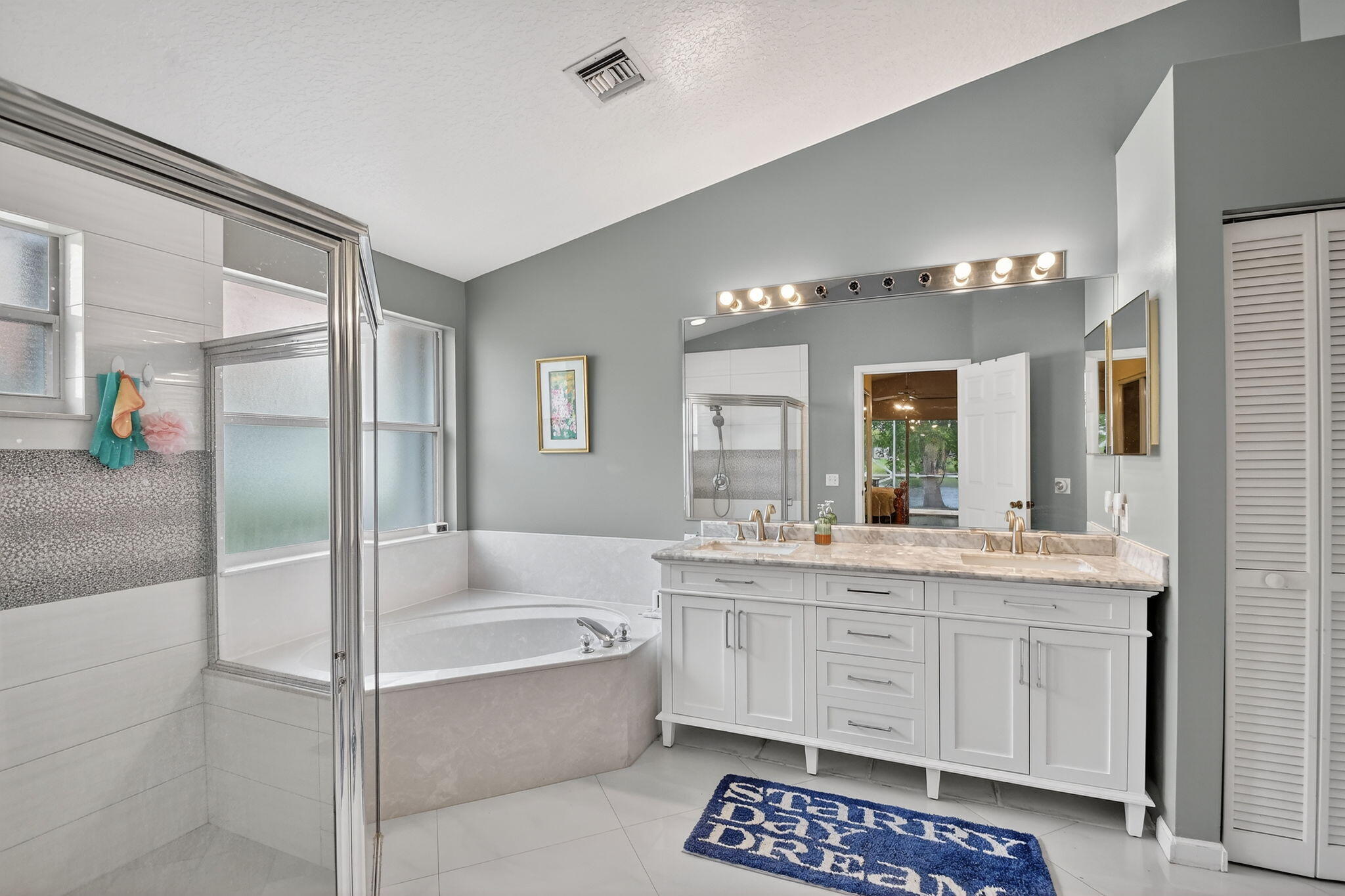 STONEGATE OF WELLINGTON - Residential