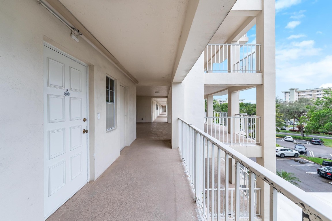 PALM AIRE - Residential