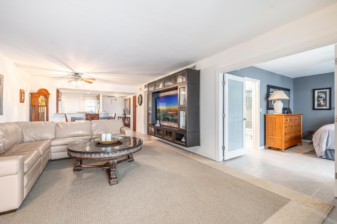 PALM AIRE - Residential