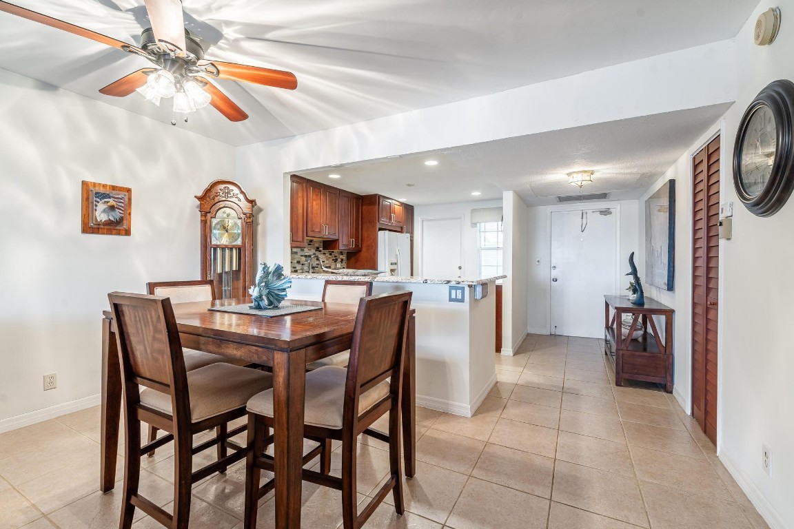 PALM AIRE - Residential