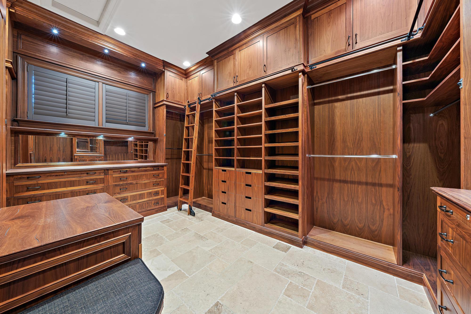 OLD MARSH GOLF CLUB - Residential