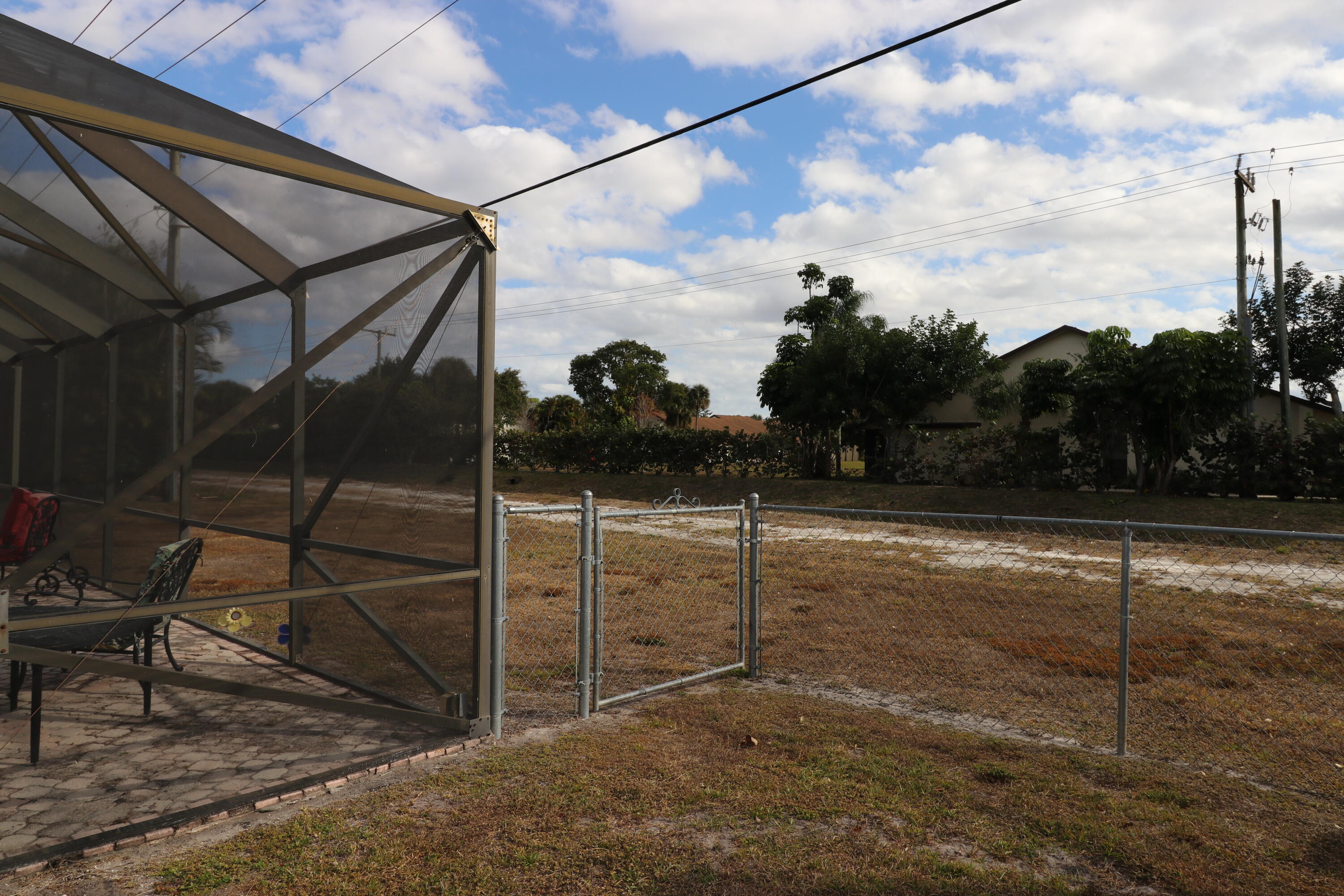 PALM BEACH NATL GOLF AND COUNTRY CLUB ESTATES 1 - Residential