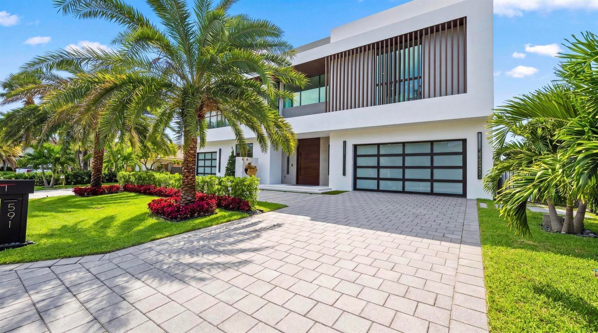 591 Golden Harbour Drive