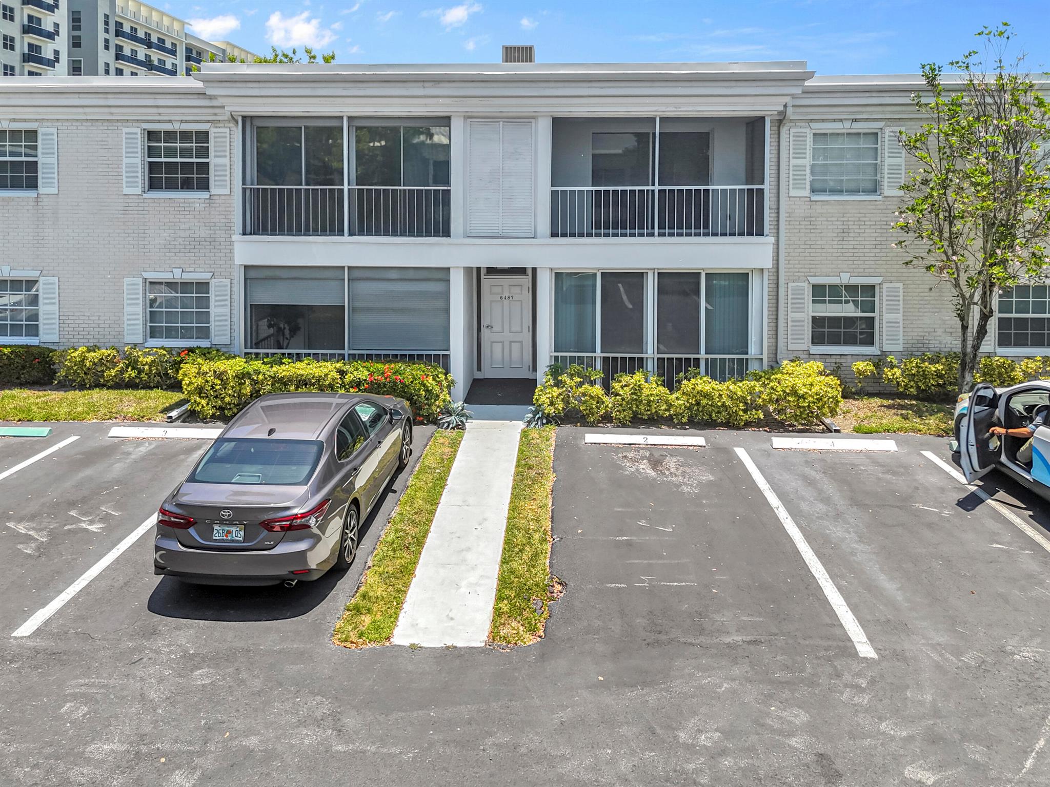 6487 Bay Club Drive 4