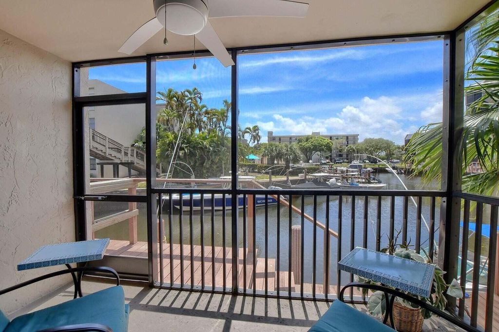 Photo of 3 Royal Palm Way #102, Boca Raton, FL 33432 (MLS # B26010737)