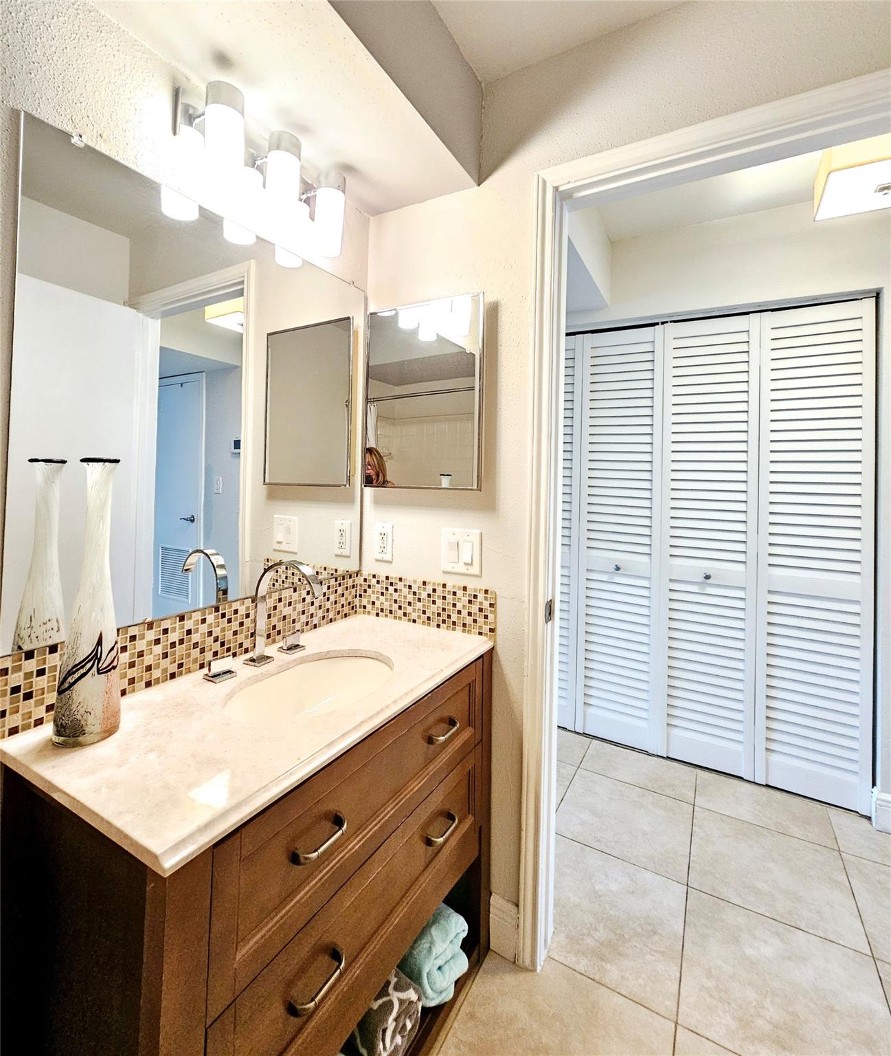 SAILBOAT POINT CONDO - Residential