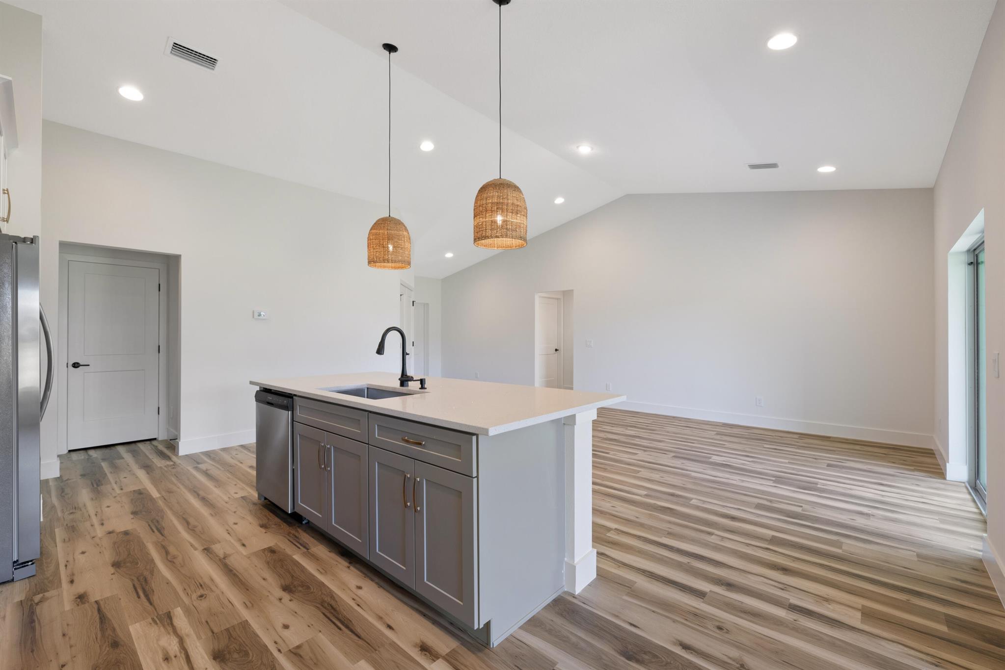 PORT MALABAR UNIT 23 - Residential Lease