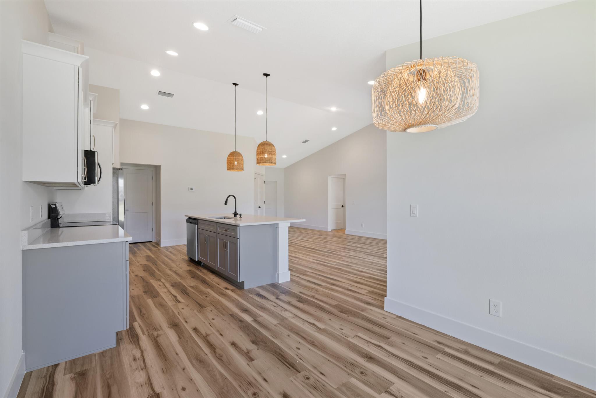 PORT MALABAR UNIT 23 - Residential Lease