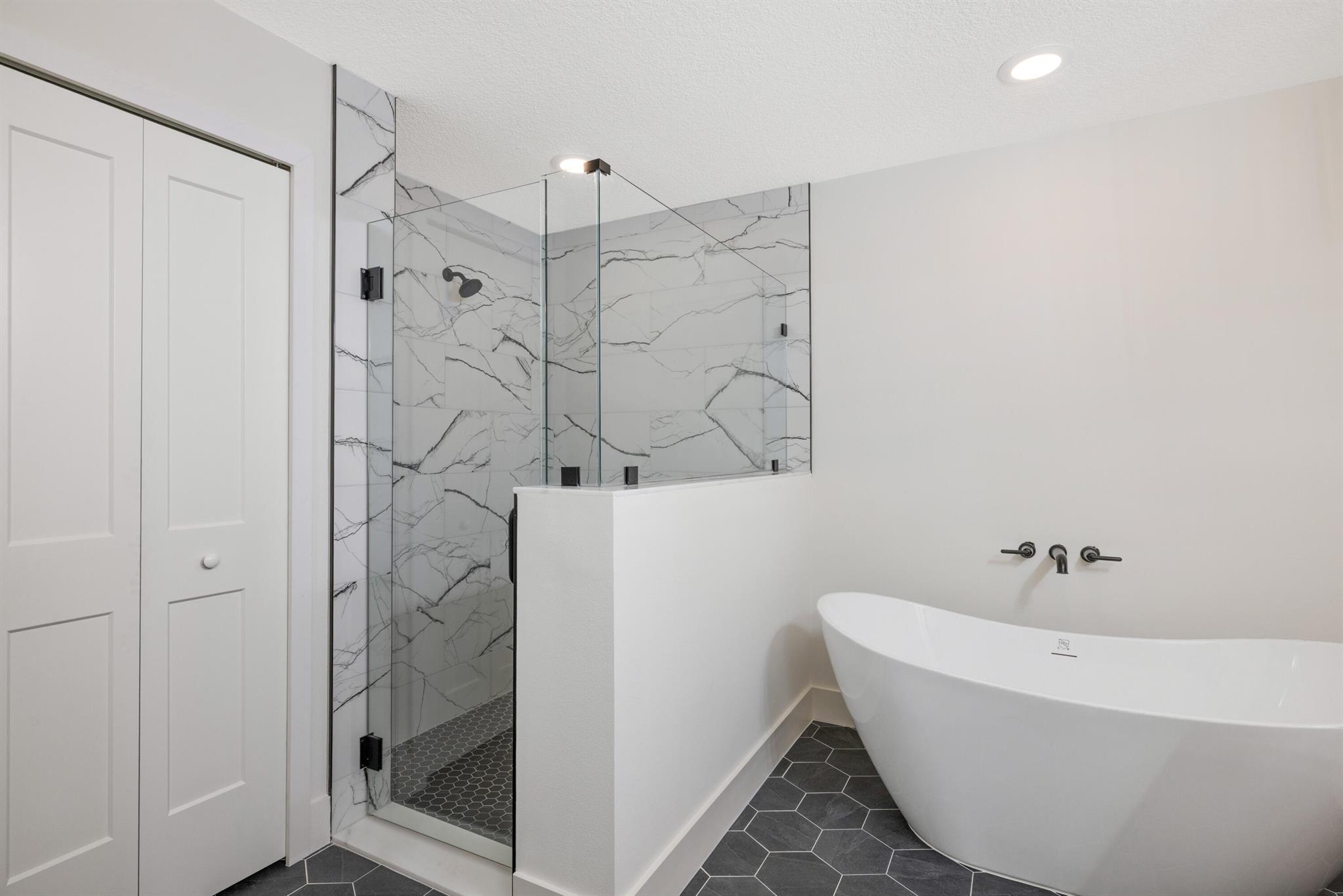 PORT MALABAR UNIT 23 - Residential Lease