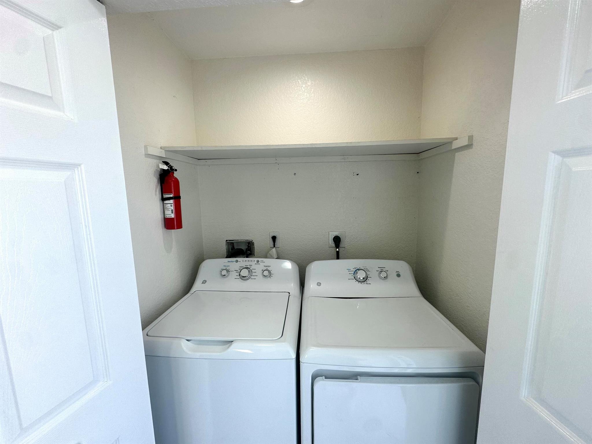 MODEL LAND CO - Residential Lease