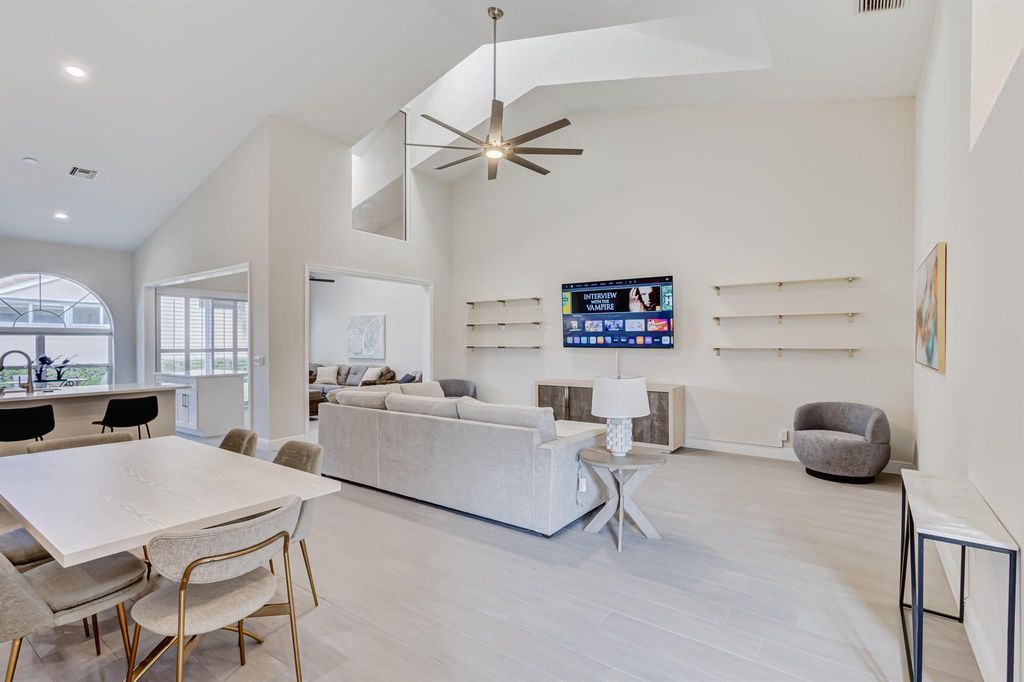 Photo of 802 Sabal Palm Lane, Palm Beach Gardens, FL 33418 (MLS # R11103967)