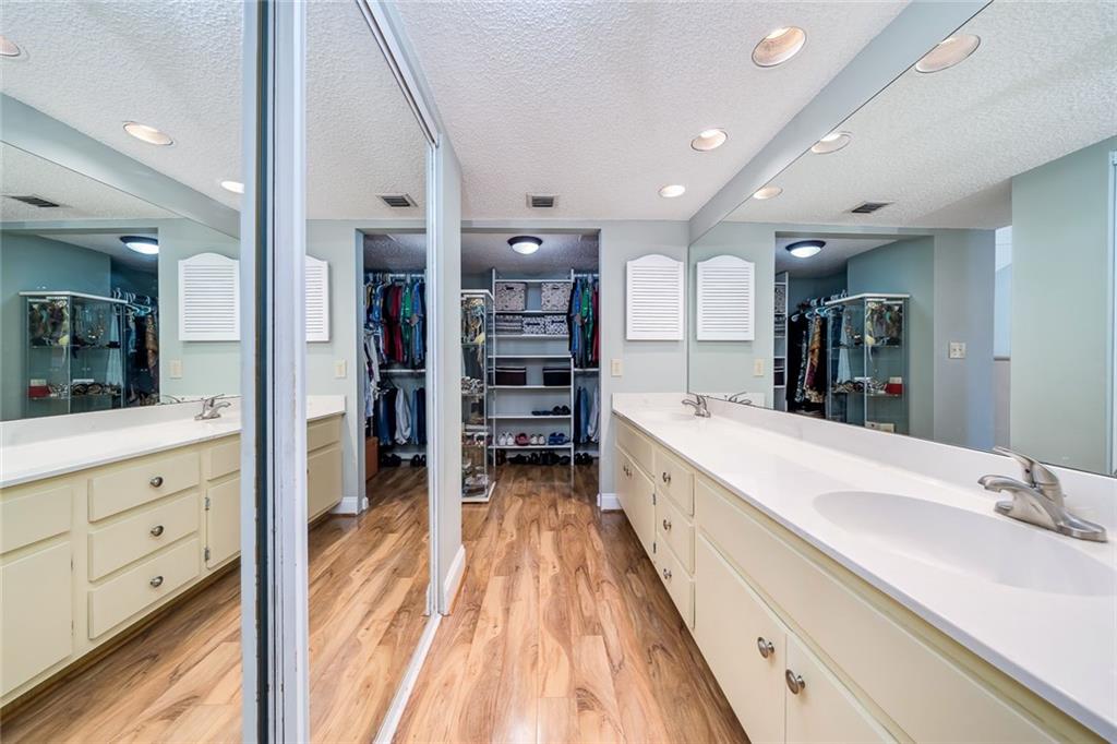 Ironwedge - Residential